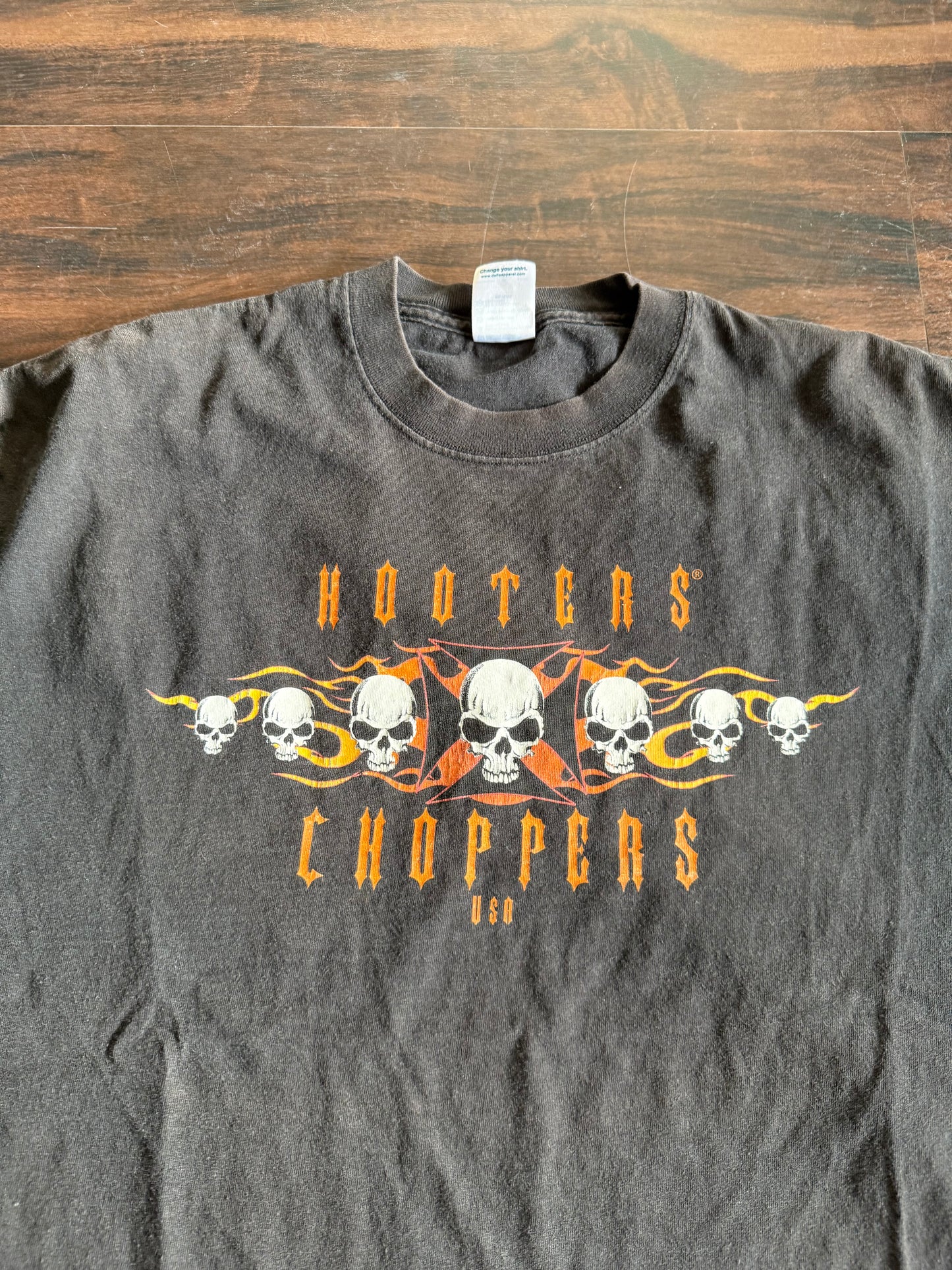 Vintage Hooters Choppers Black Flames Skulls T-Shirt- XL