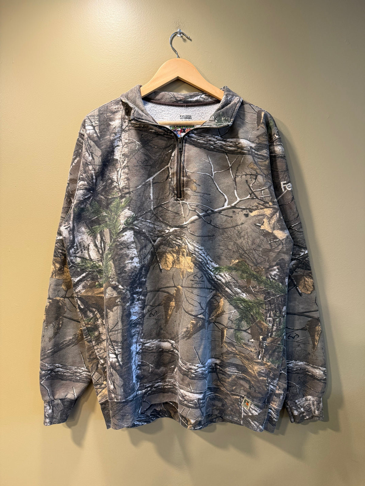 Vintage Russell Outdoors FedEx Tree Camo Quarter-Zip Sweatshirt- XL