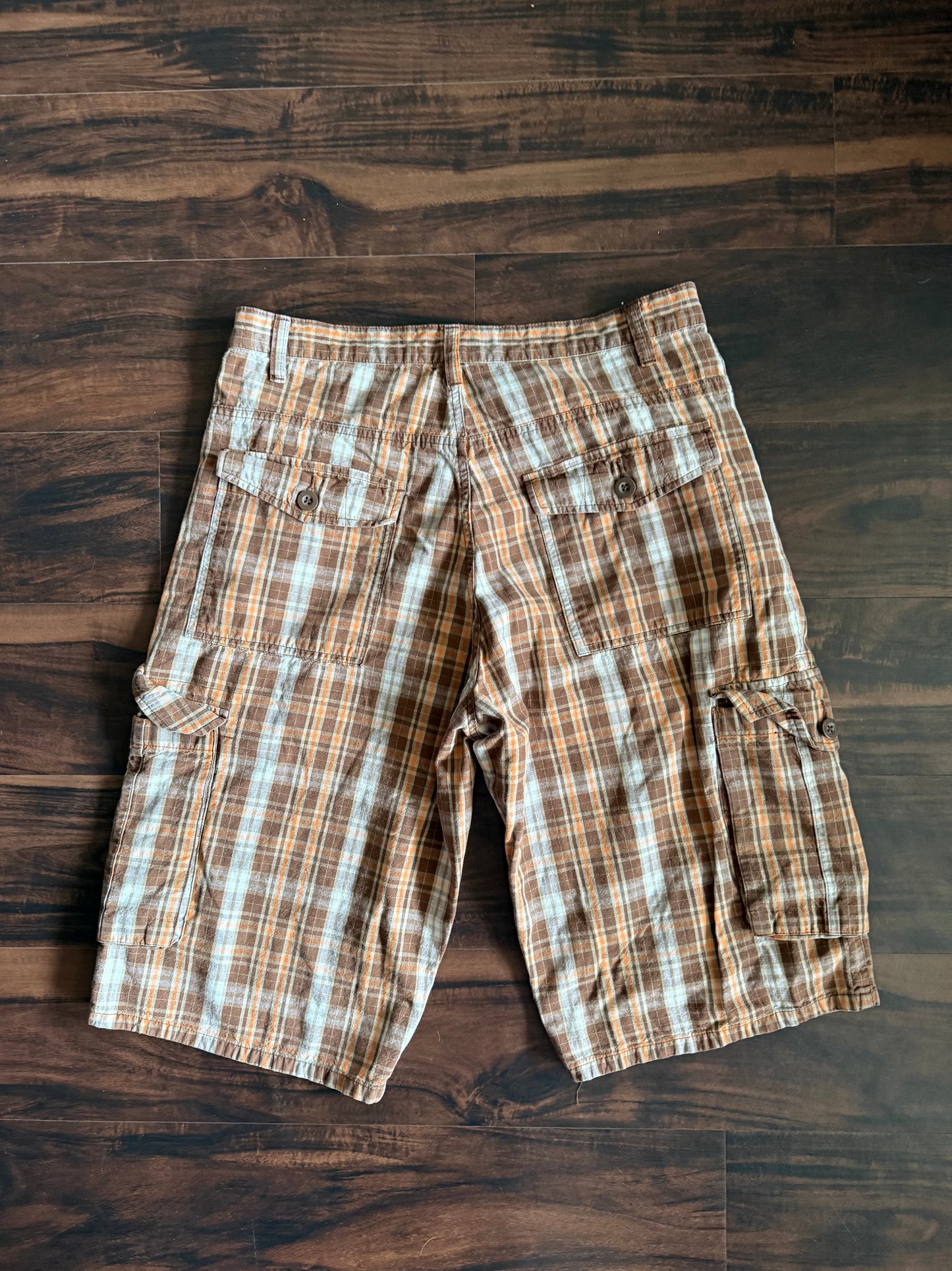 Vintage Y2K Man Alive Long & Baggy Checkered Cargo Shorts- 32