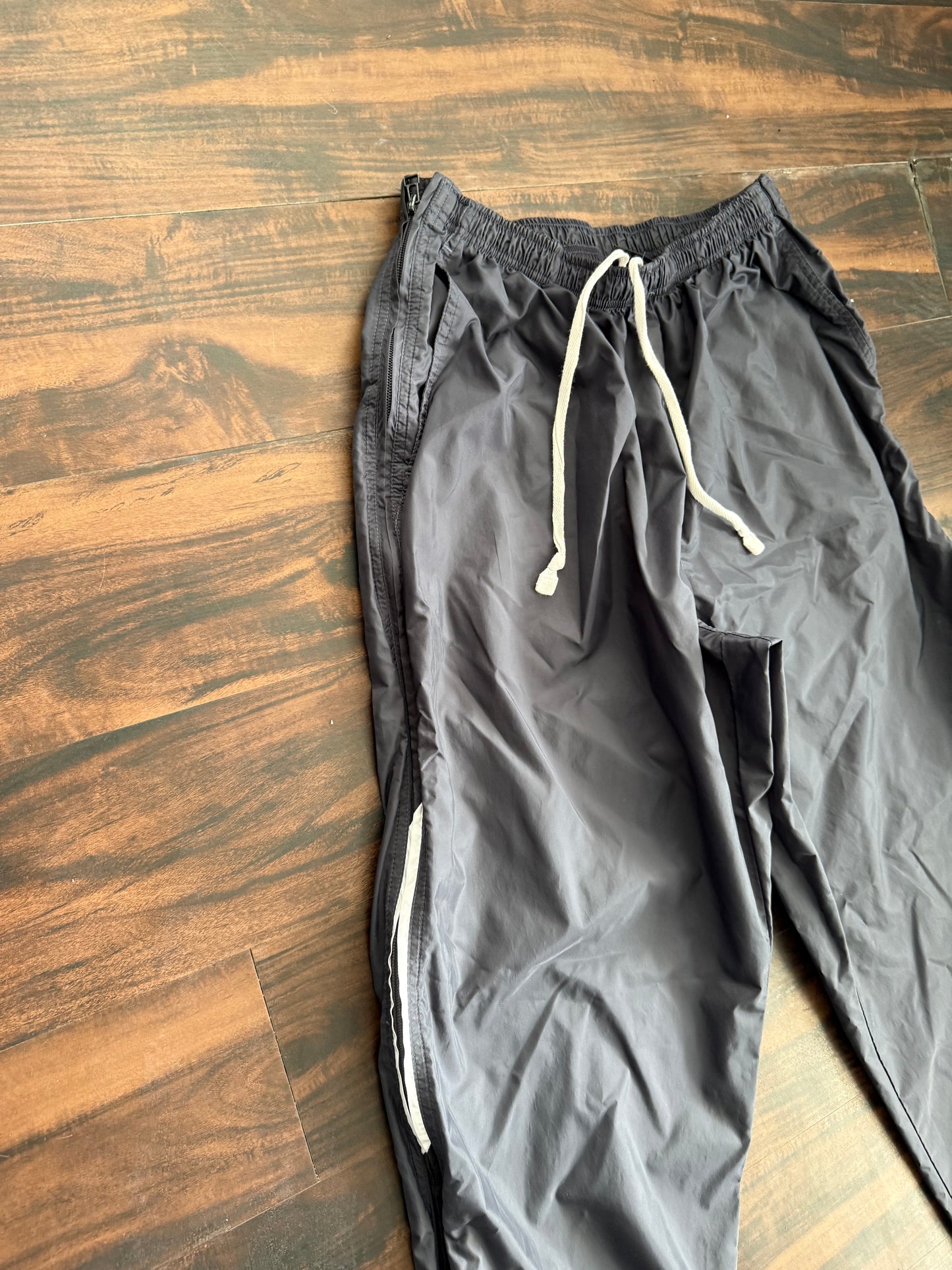 Vintage Nike Y2K Dark Gray Track Joggers- 32x31