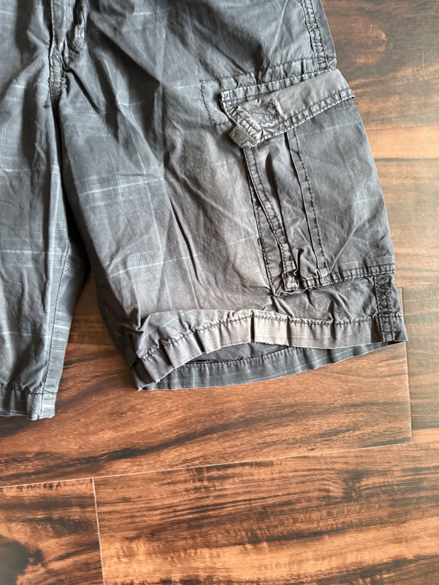 Vintage Motogear Black Checkered Cargo Shorts- 32