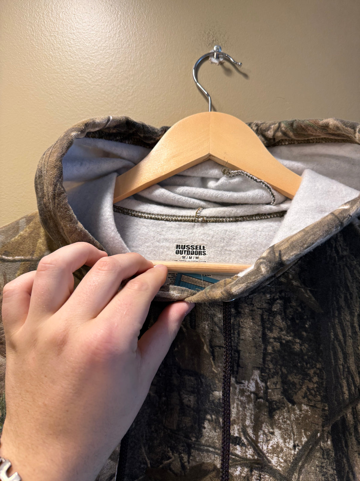Vintage Russell Outdoors Tree Camo Hoodie Sweatshirt- M