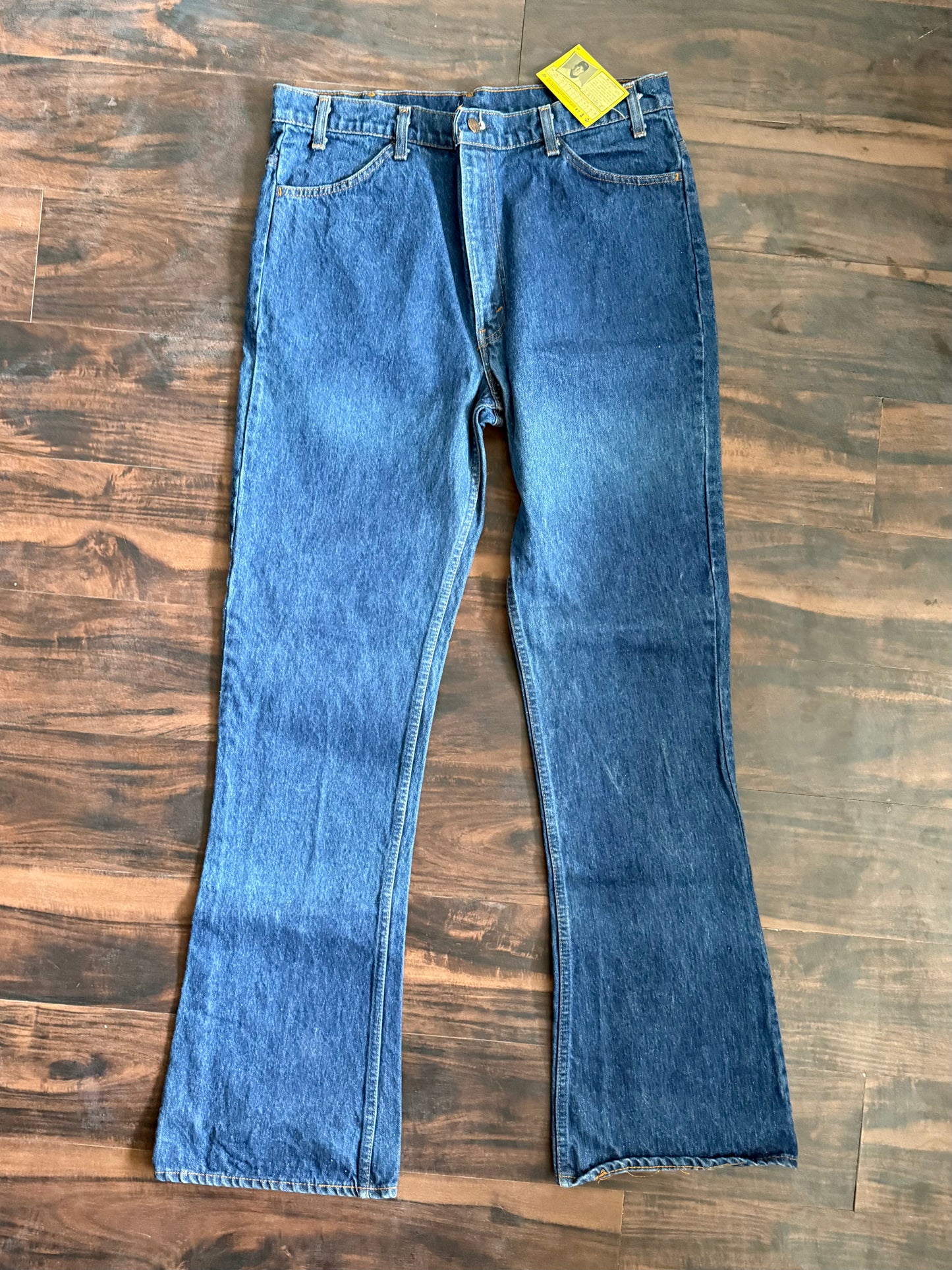 Vintage Levi’s 517 Orange Tab Bell Bottom Dark Wash Boot Cut Denim Jeans- 36x37