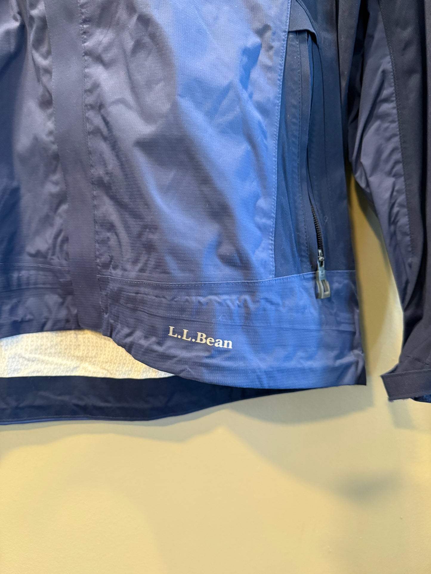 Vintage L.L. Bean Owl Navy Blue Rain Jacket- M