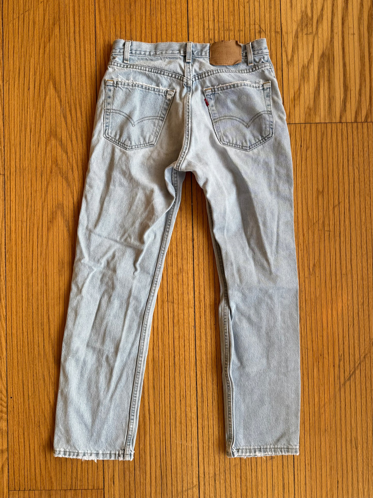 Vintage Levi’s 505 Light Wash Denim Jeans- 30x31