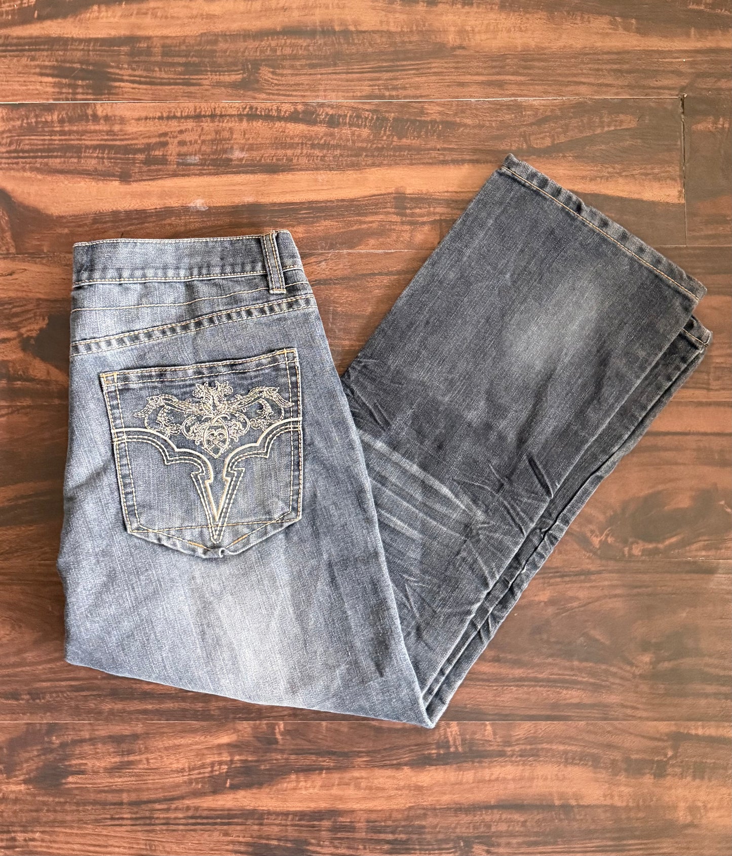 Vintage Y2K Avirex Embroidered Streetwear Jeans- 36x31