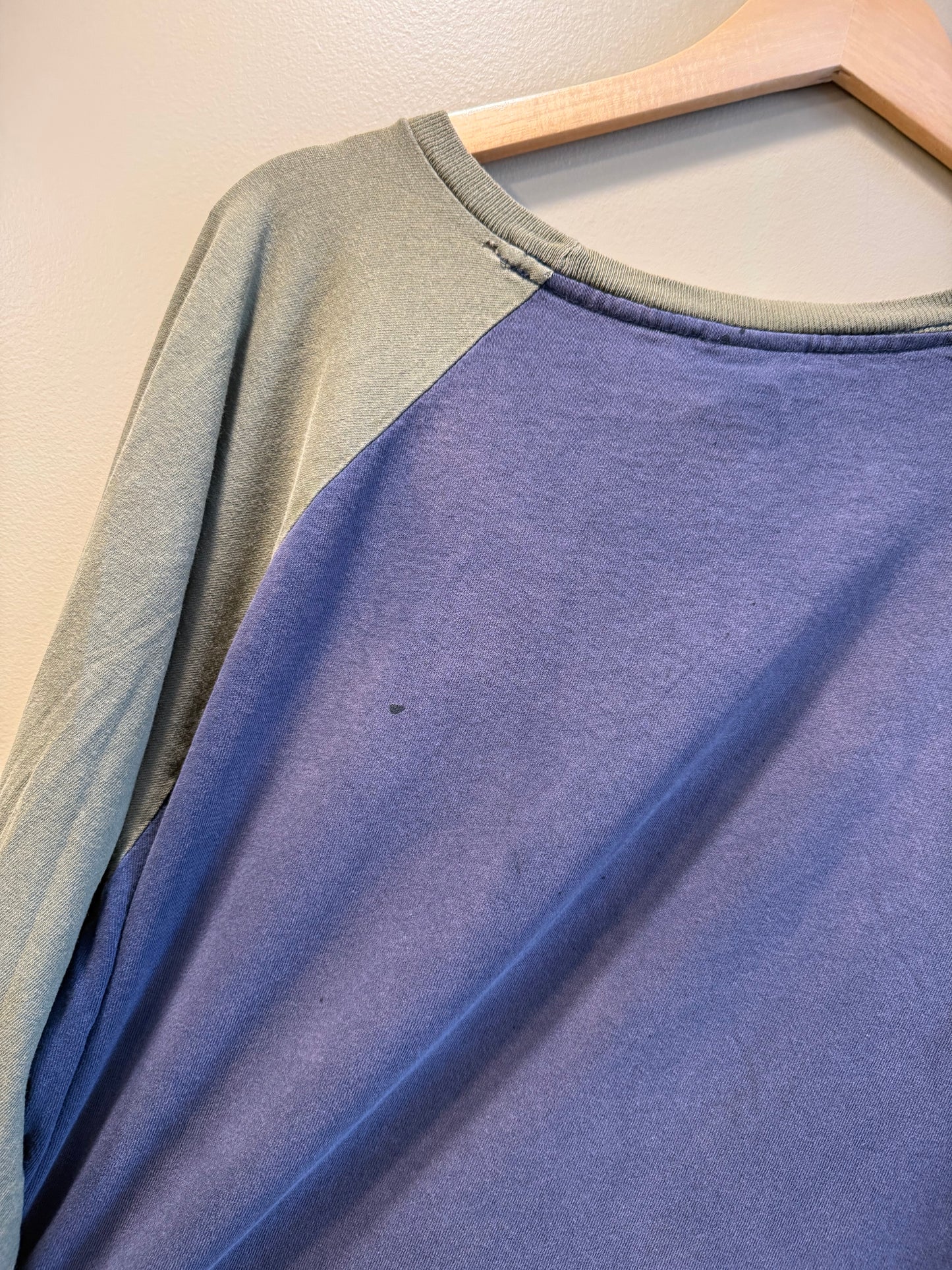Vintage Quiksilver Surfwear Distressed Longsleeve Green & Blue T-Shirt- XL