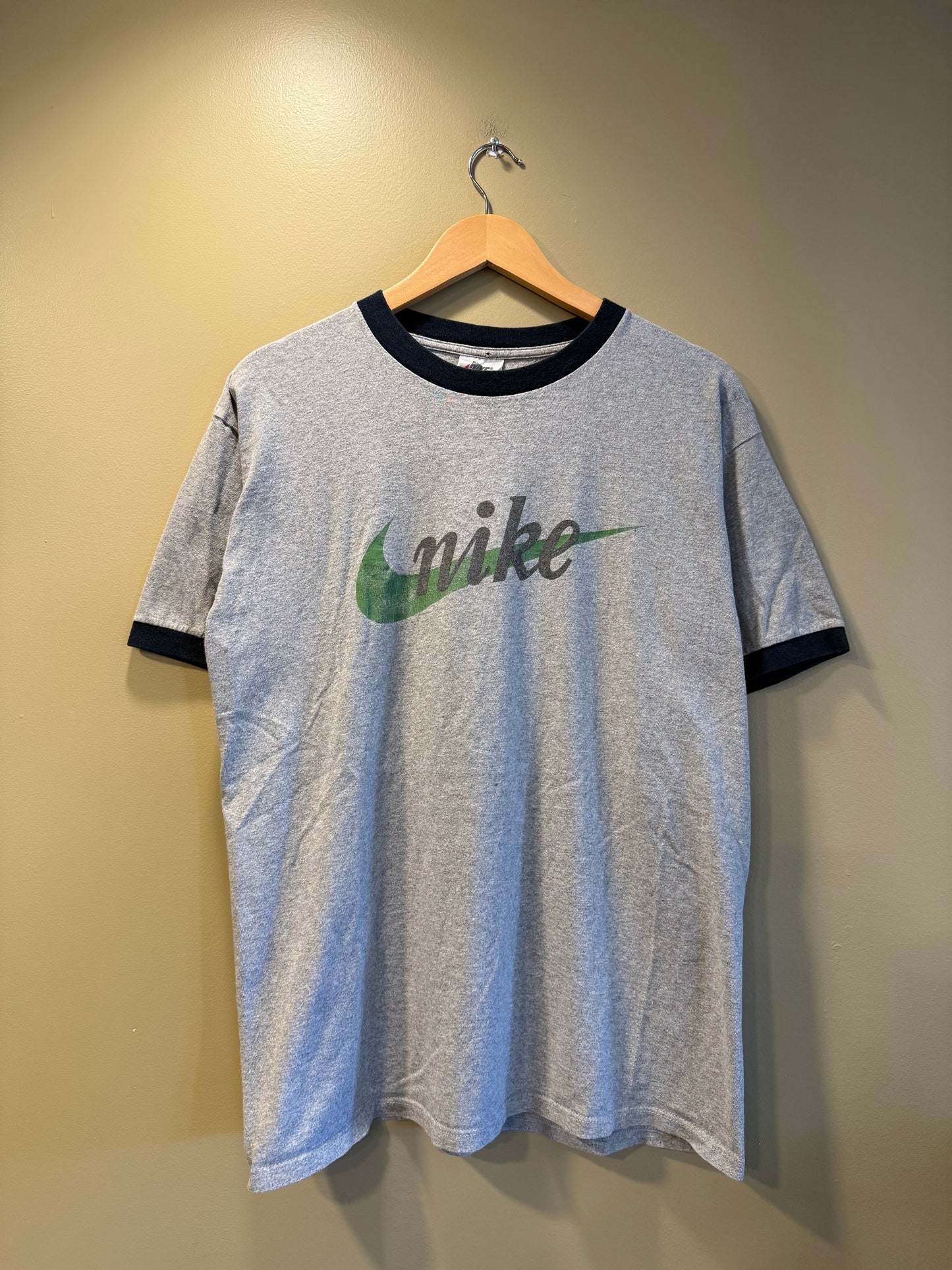Vintage Nike Gray & Green Ringer T-Shirt- M