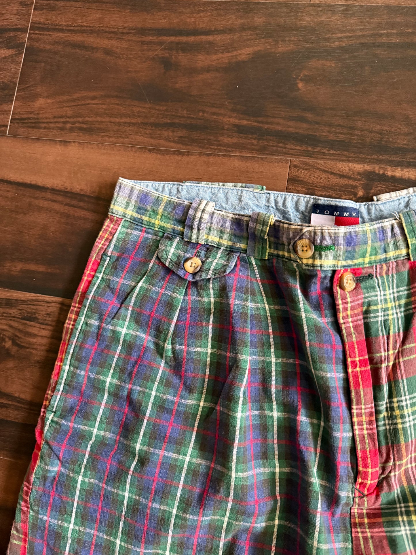 Vintage Tommy Hilfiger Plaid Shorts- 31