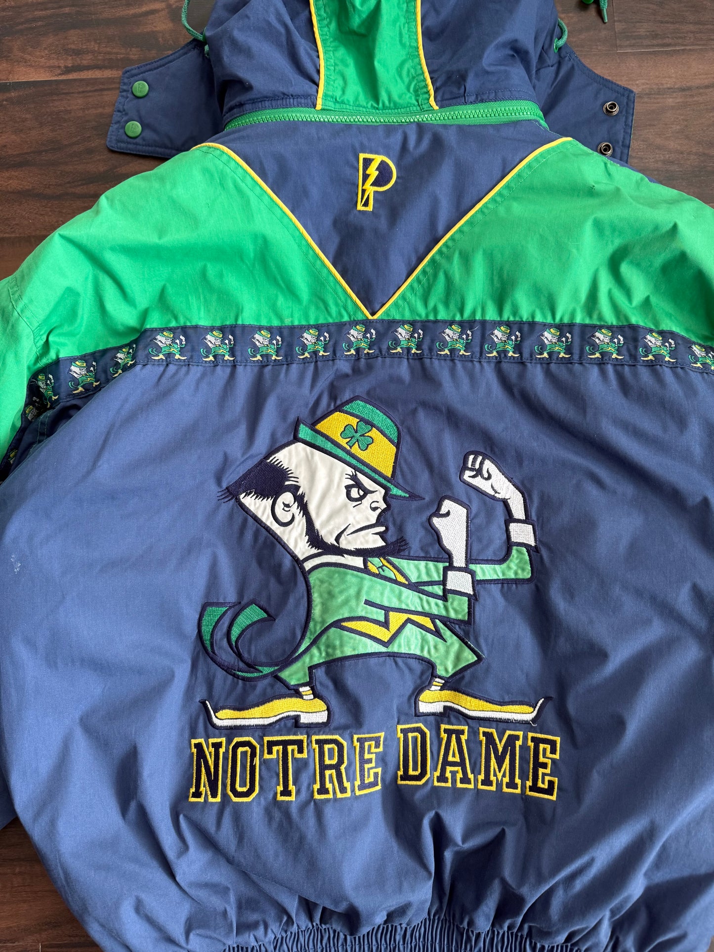 Vintage Pro Player Notre Dame Fighting Irish Puffer Jacket- XL