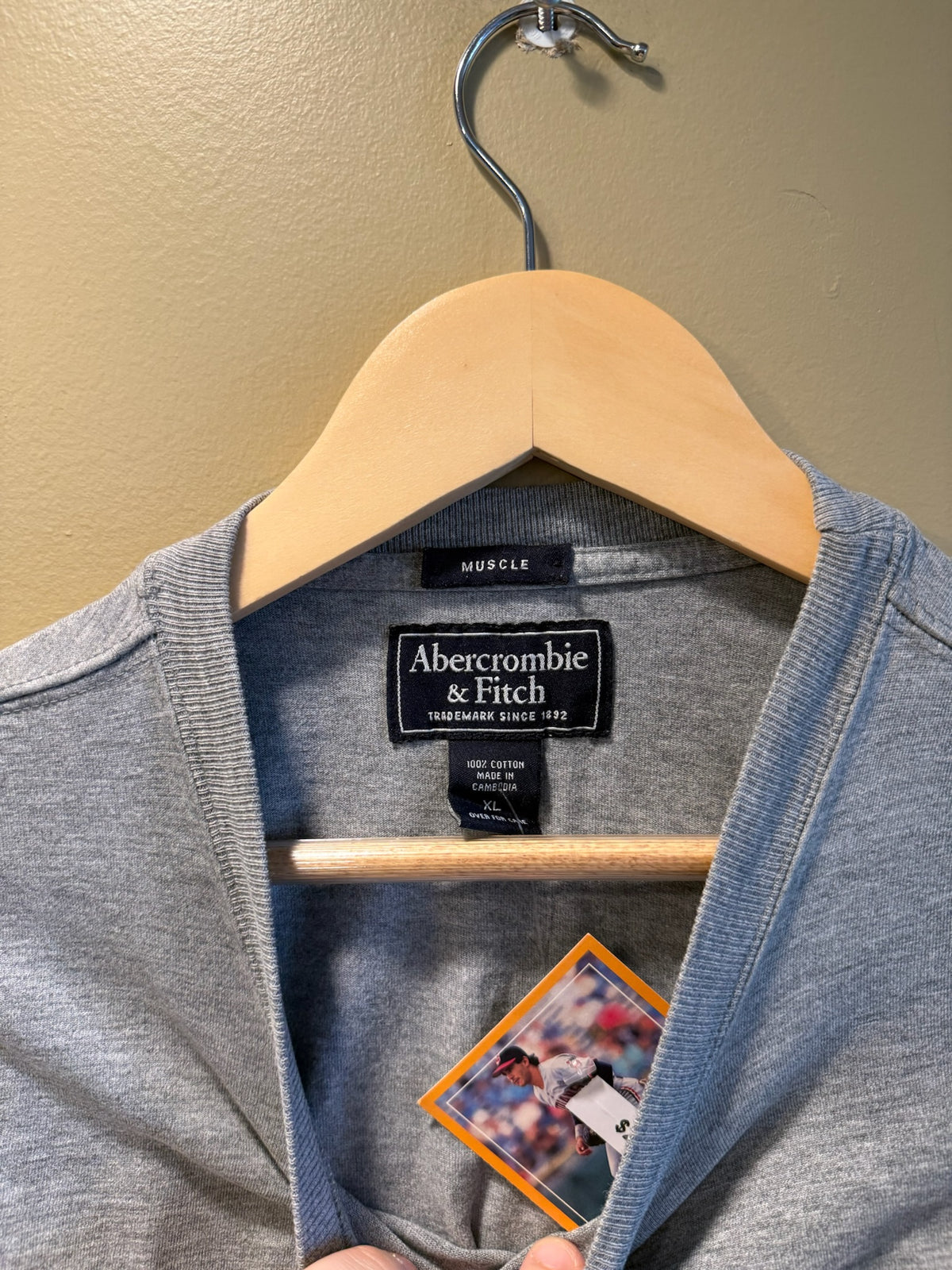 Vintage Abercrombie & Fitch Crew Champions T-Shirt - XL