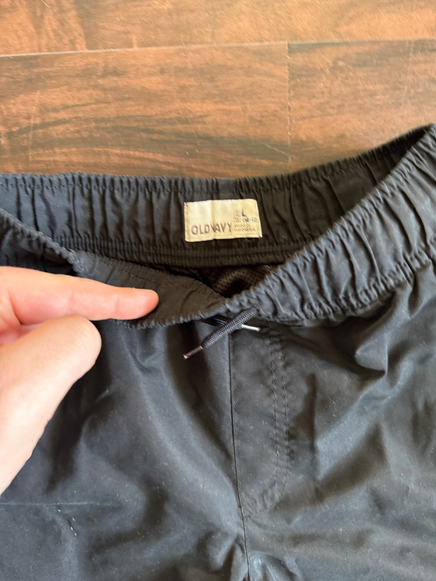 Vintage Y2K Old Navy Skull & Crossbones Track Pants- 28x26