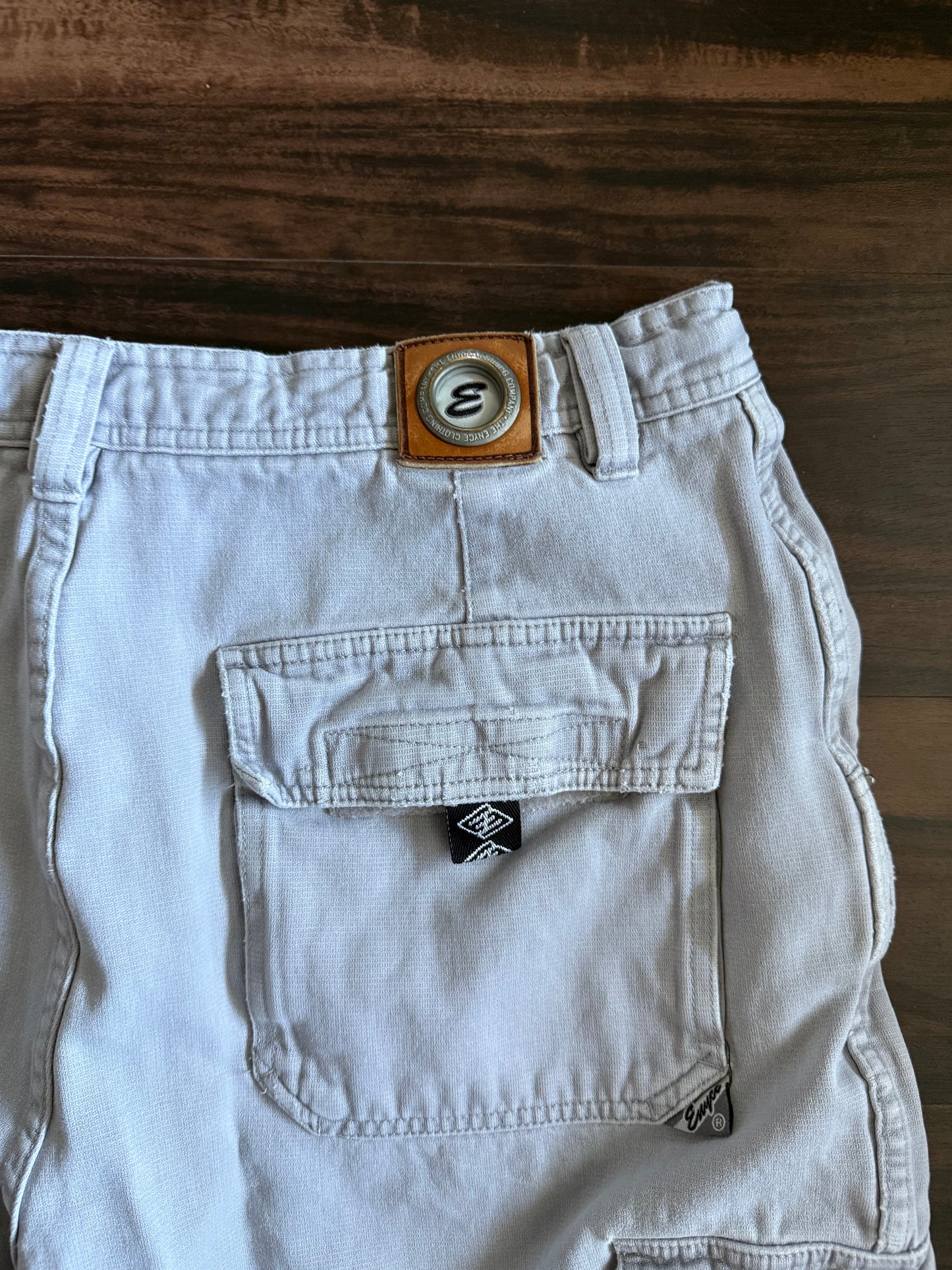Vintage Y2K ENYCE White Streetwear Baggy Cargo Shorts- 34
