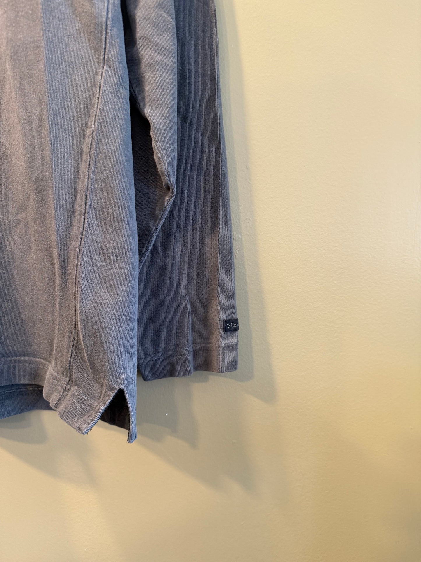 Vintage Columbia Long Sleeve Thermal Gray T-Shirt- M