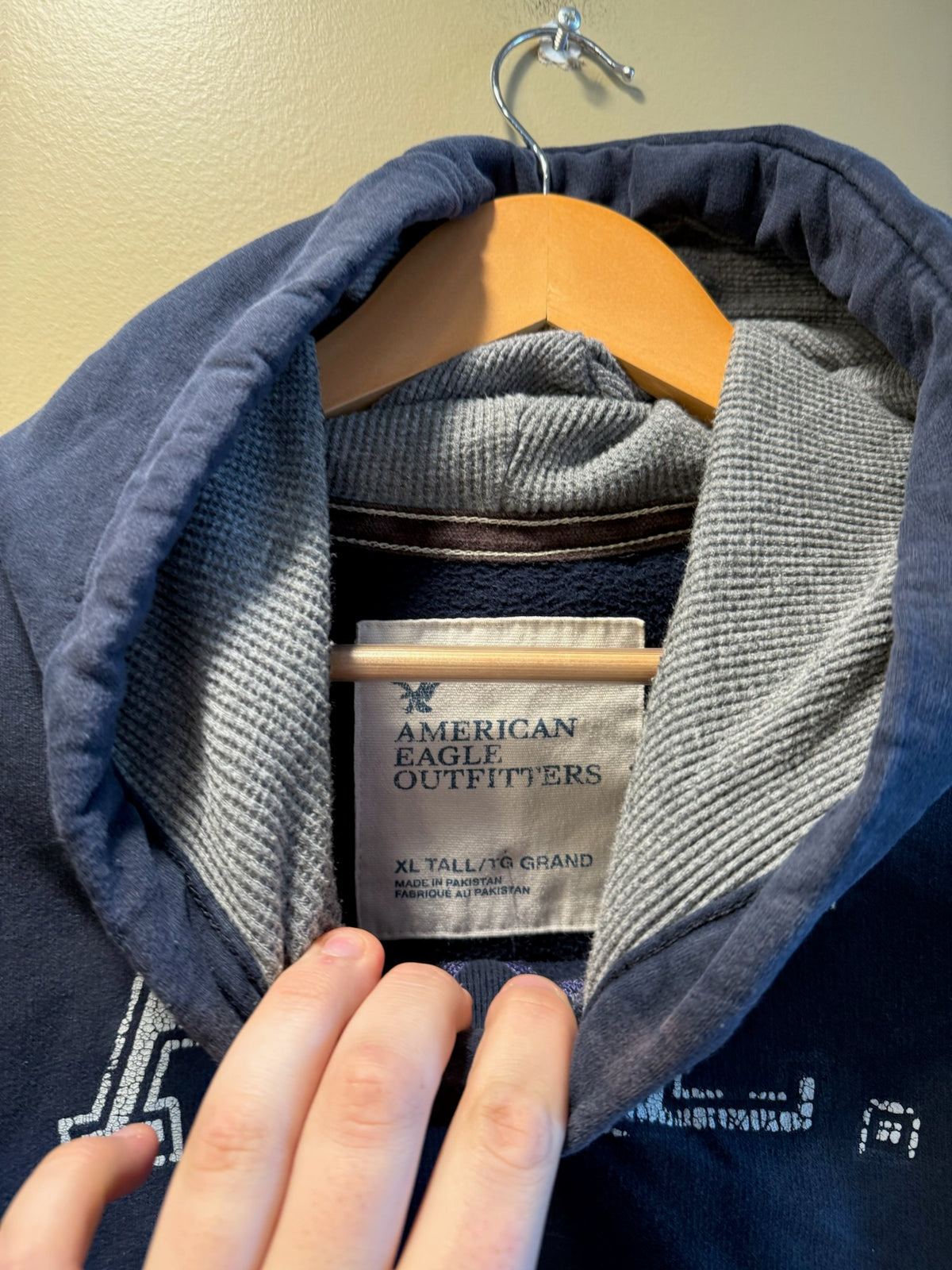 Vintage Y2K American Eagle Navy Blue Hoodie Sweatshirt - XL