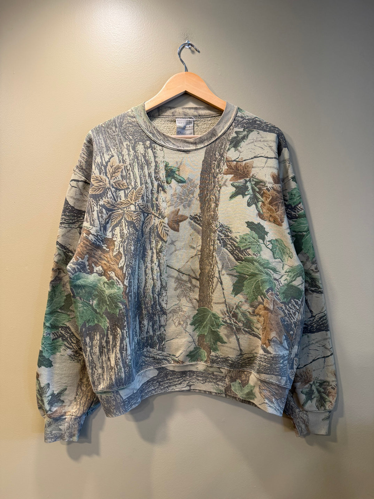 Vintage Jerzees Outdoors RealTree Camo Crewneck Sweatshirt- L/XL