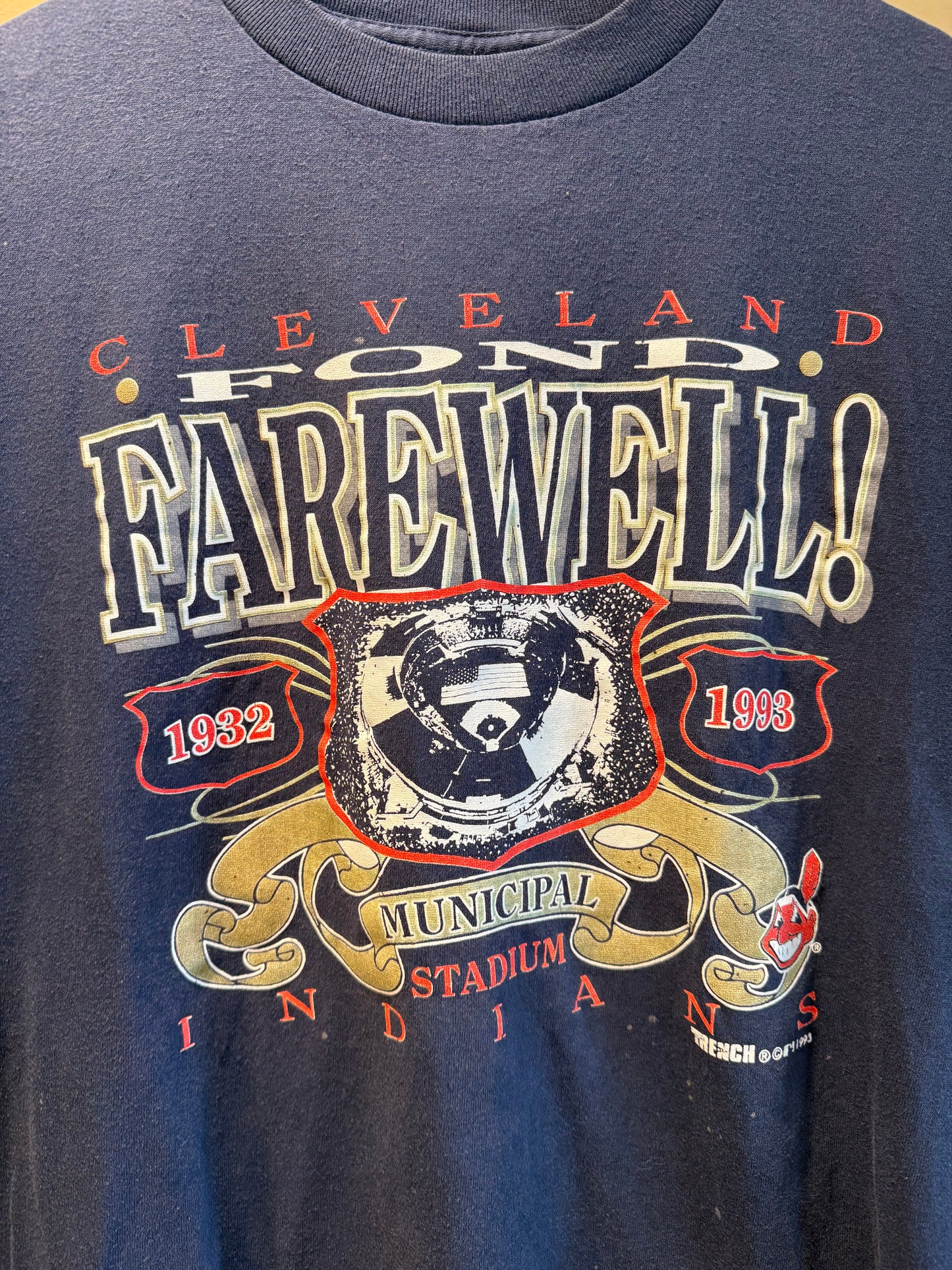 Vintage Cleveland Indians Farewell Municipal Stadium T-Shirt- L