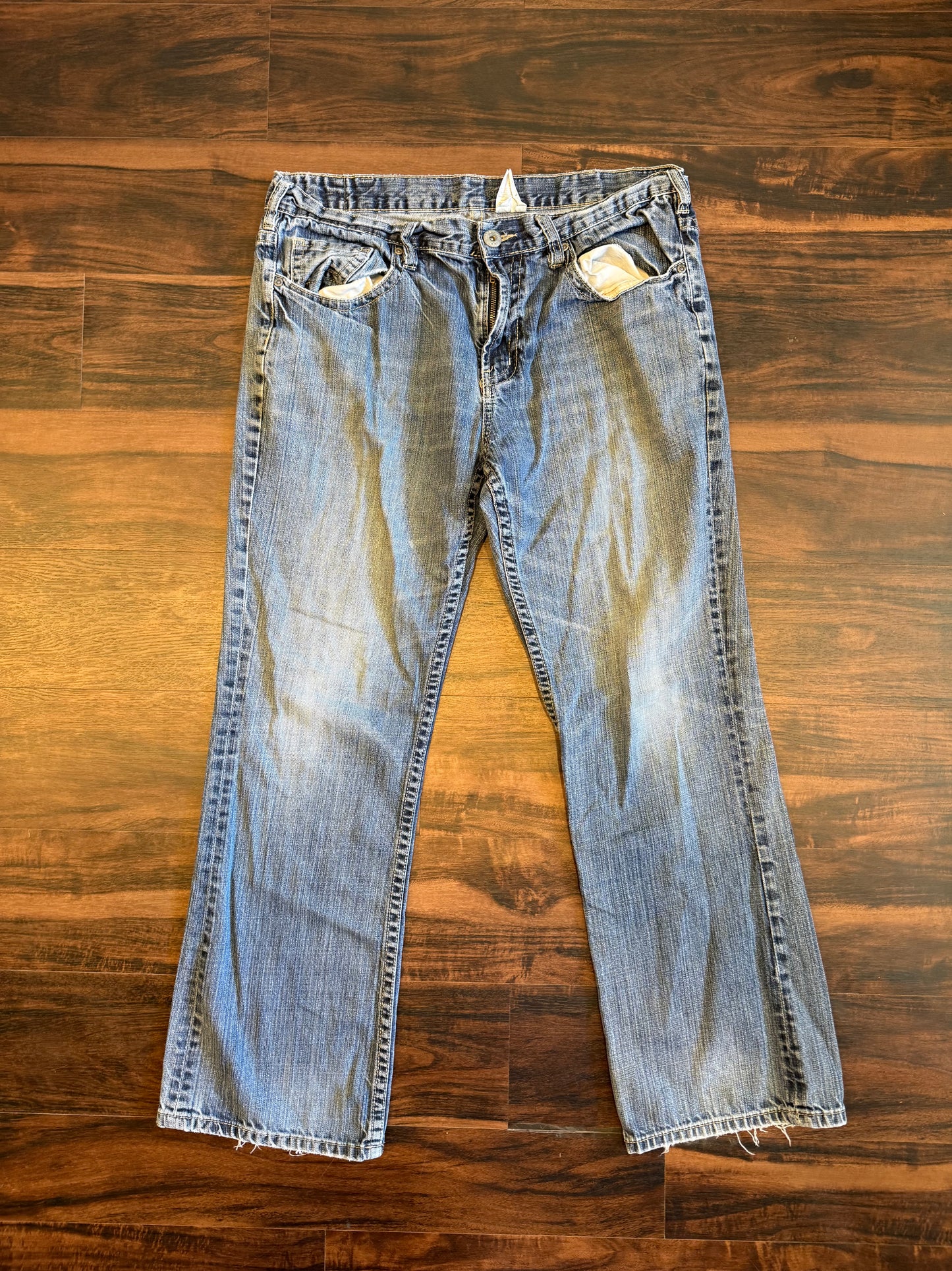 Vintage One Light Wash Boot Cut Denim Jeans- 36x32
