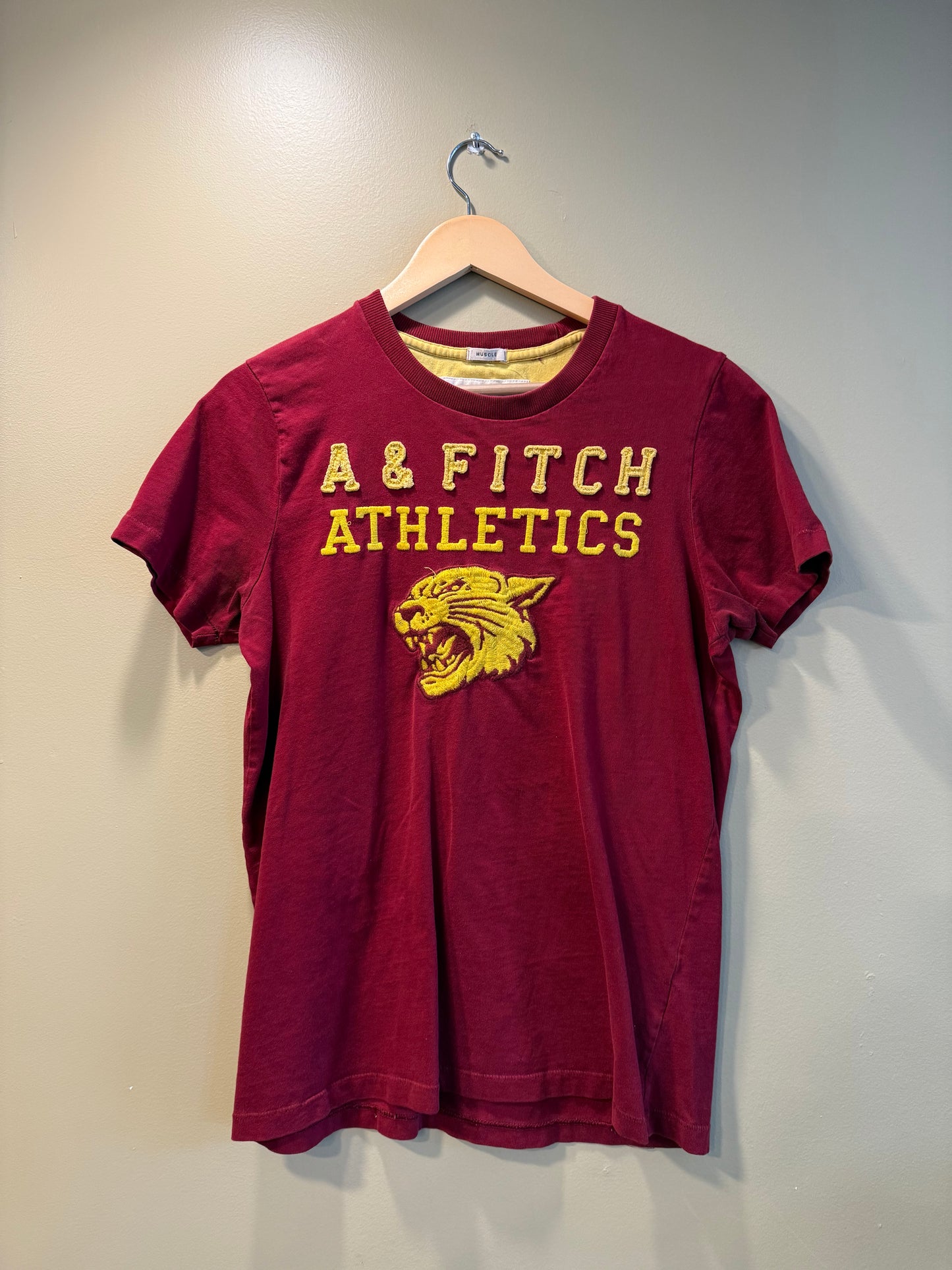 Vintage Y2K Abercrombie & Fitch Athletics T-Shirt- M