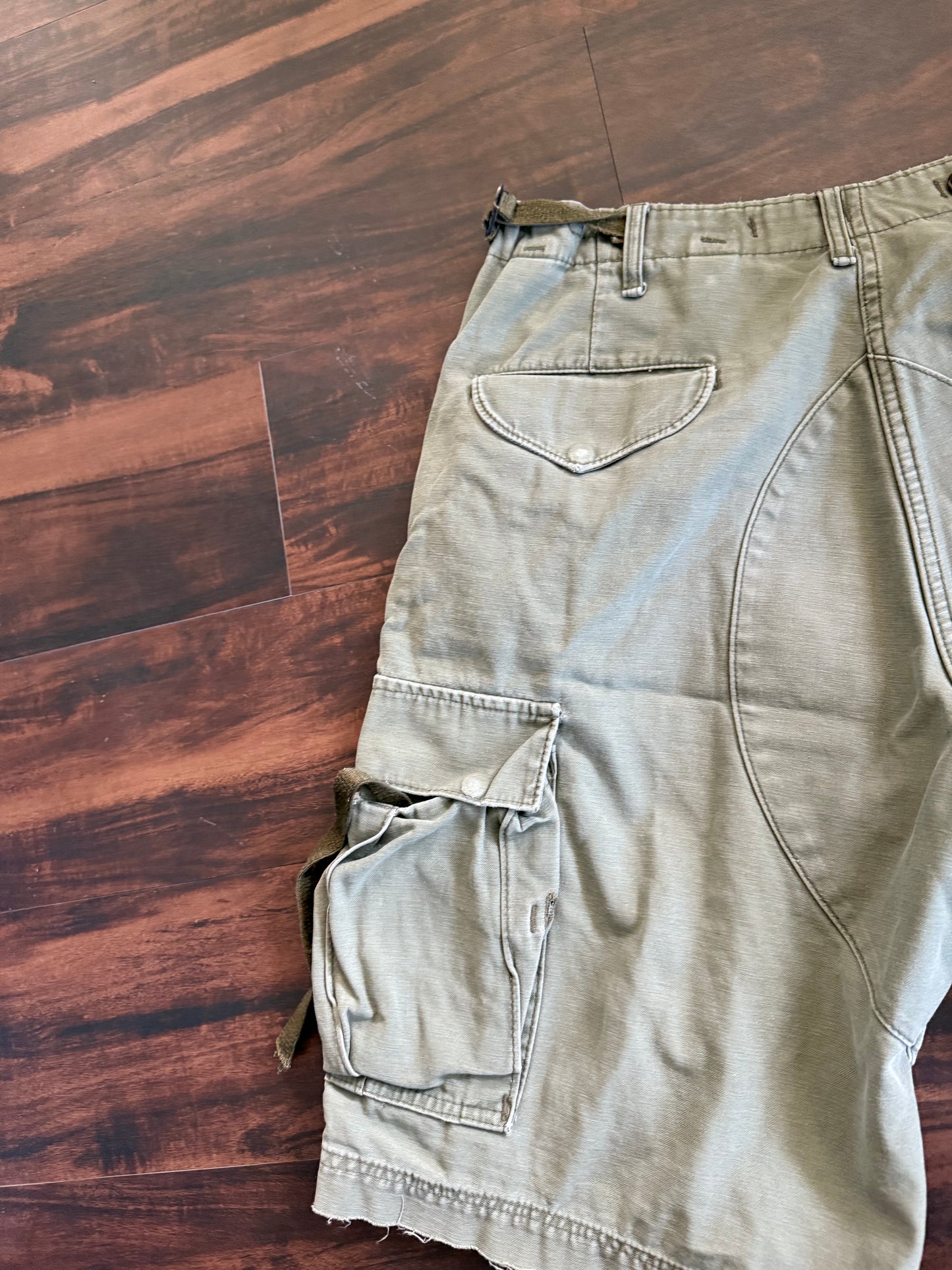 Vintage Green Military Surplus Style Cargo Shorts- 32