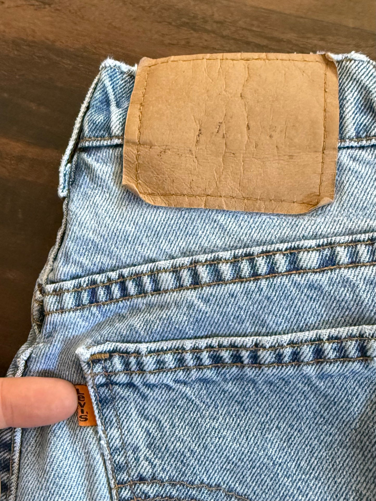 Vintage Levi’s Orange Tab Light Wash Denim Jeans- 27x28