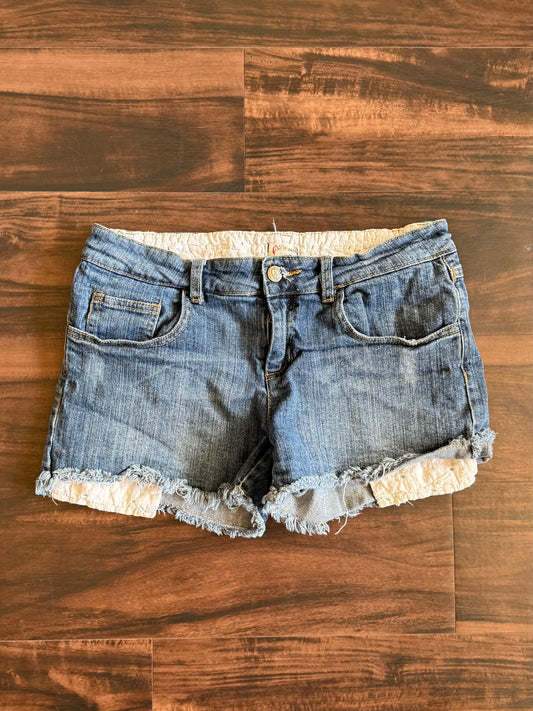 Vintage Y2K Peace Sign Denim Jean Shorts- 31