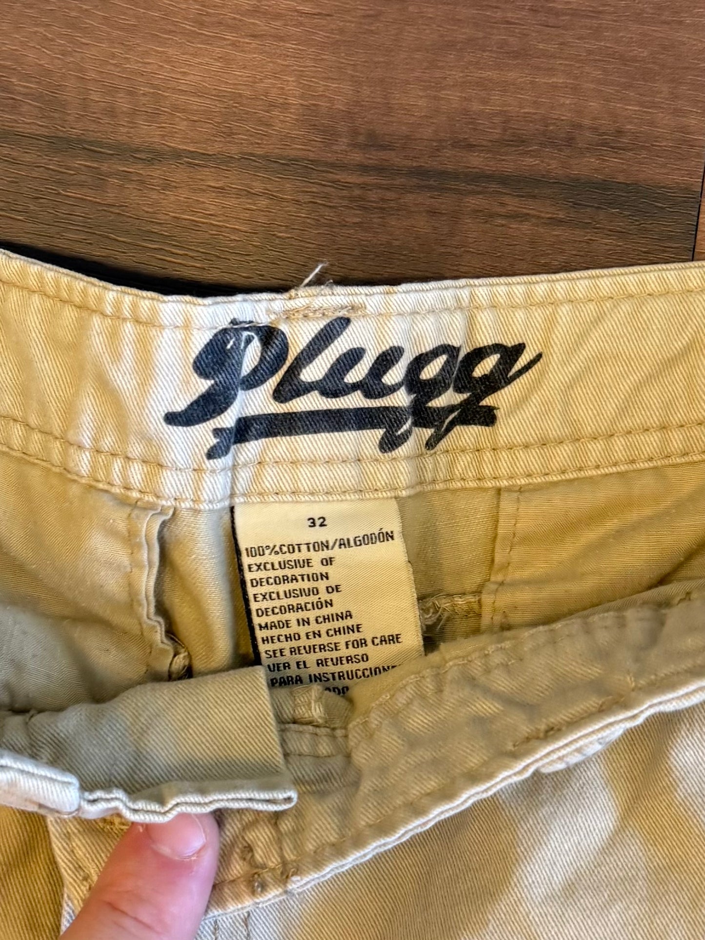 Vintage Plugg Tan Cargo Shorts- 34