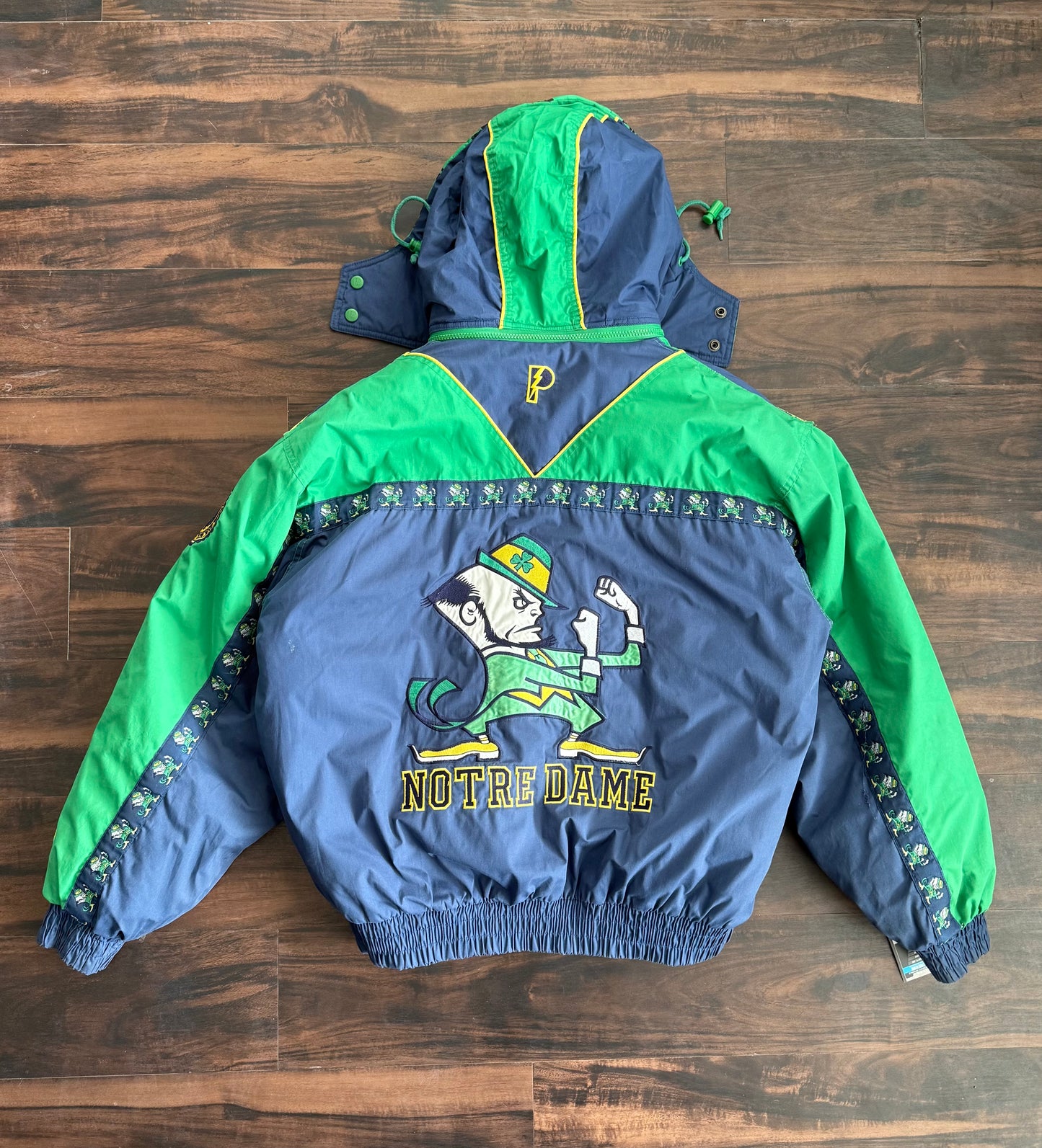 Vintage Pro Player Notre Dame Fighting Irish Puffer Jacket- XL