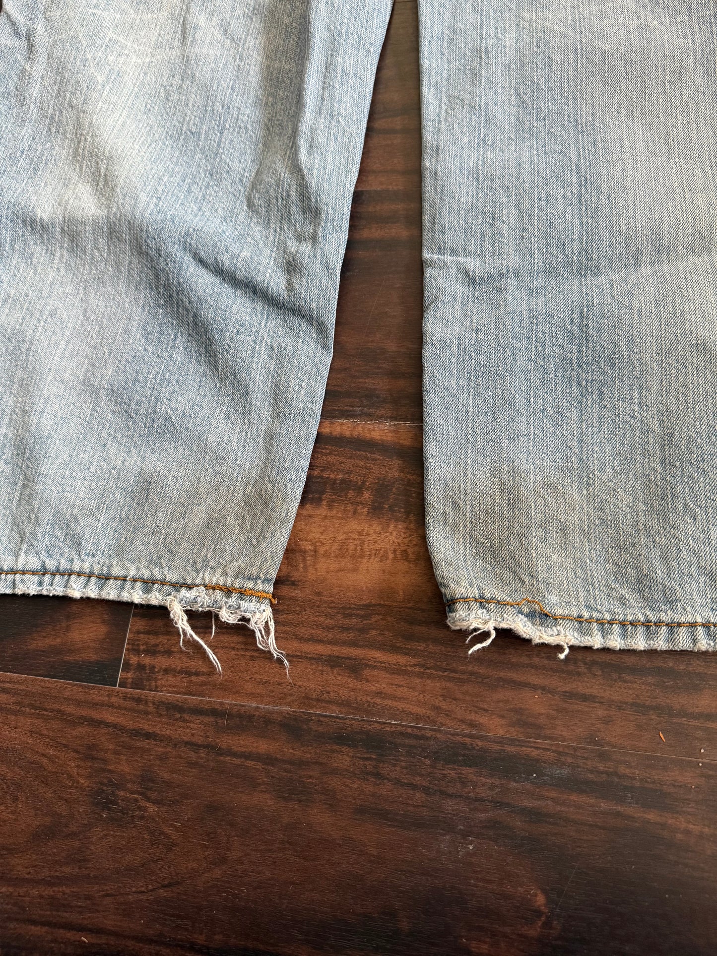 Vintage Roca Wear Light Wash Streetwear Denim Jeans- 36x31