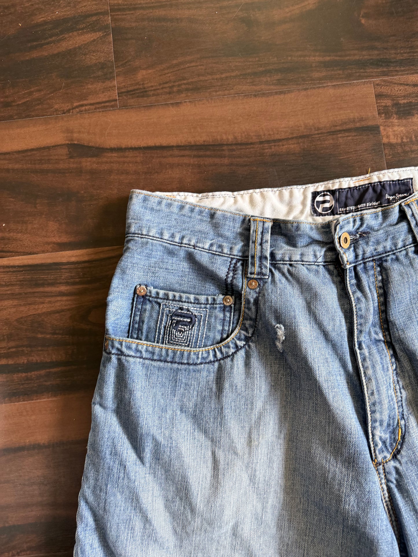 Vintage Y2K Pepe Jeans Embroidered Denim Jean Shorts- 36