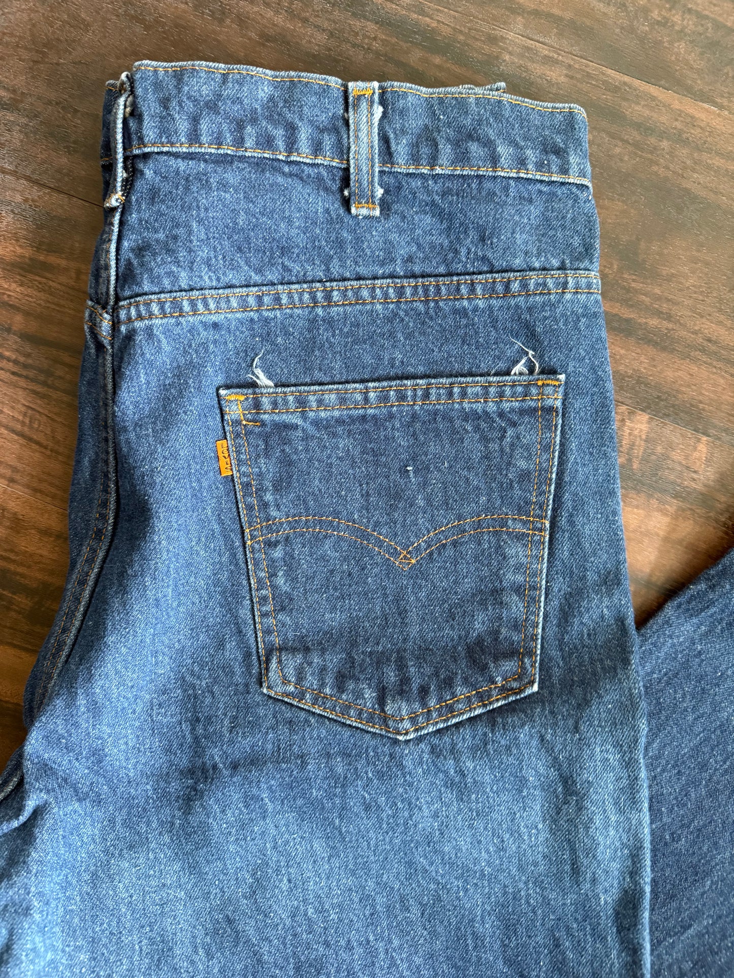 Vintage Levi’s 517 Orange Tab Bell Bottom Dark Wash Boot Cut Denim Jeans- 36x37