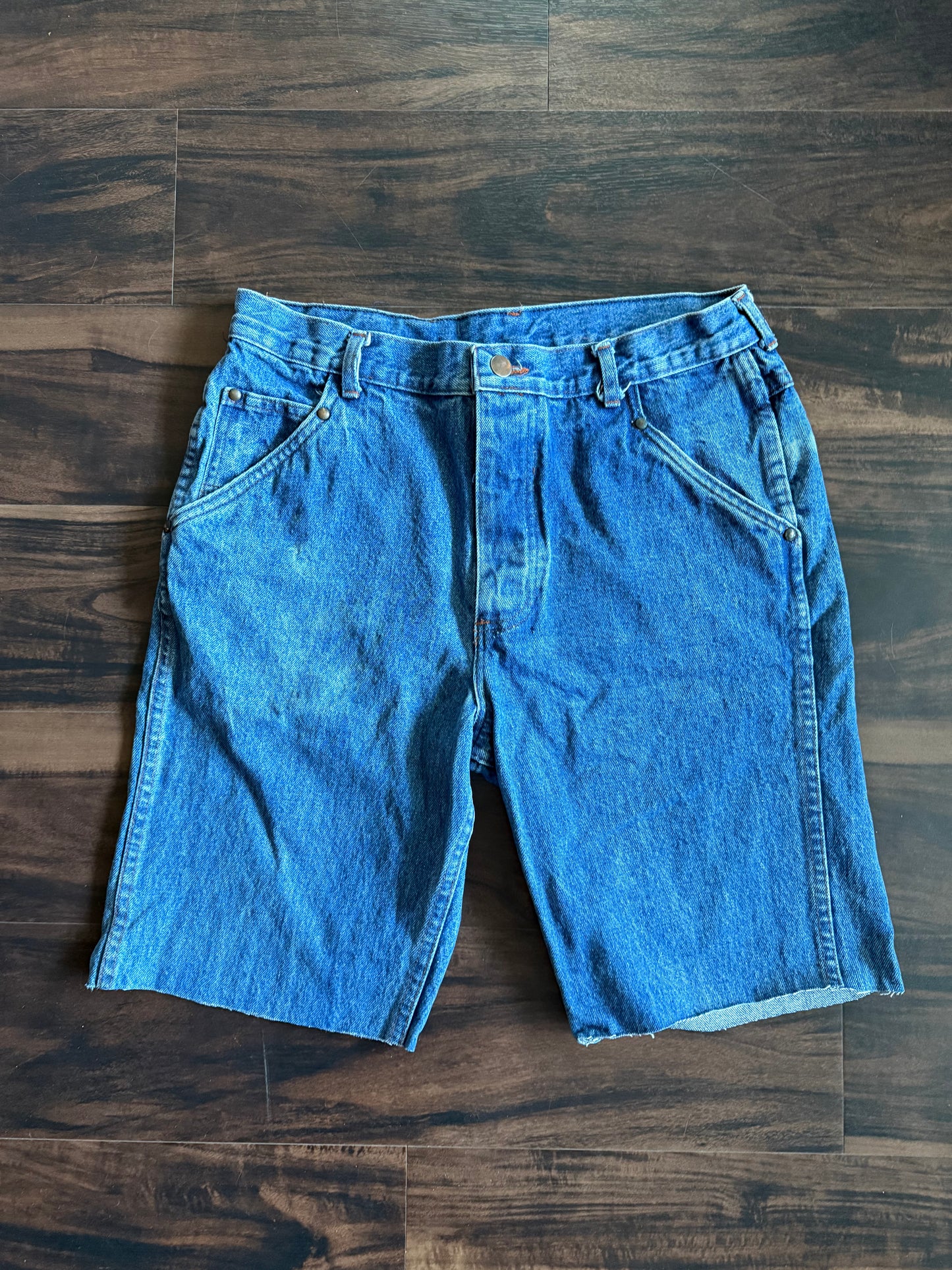 Vintage Eddie Bauer Buck Run Denim Jean Shorts- 32