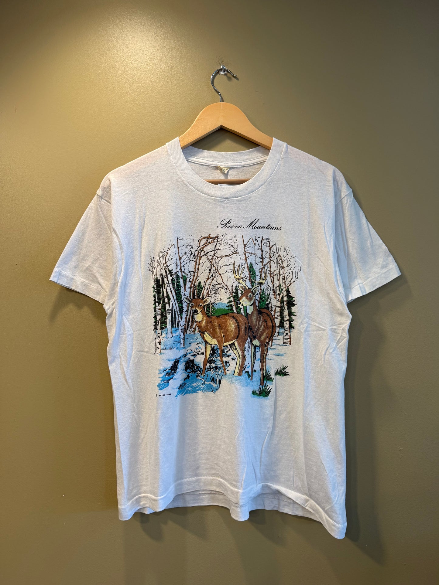 Vintage Pocono Mountains Deer Nature T-Shirt- M