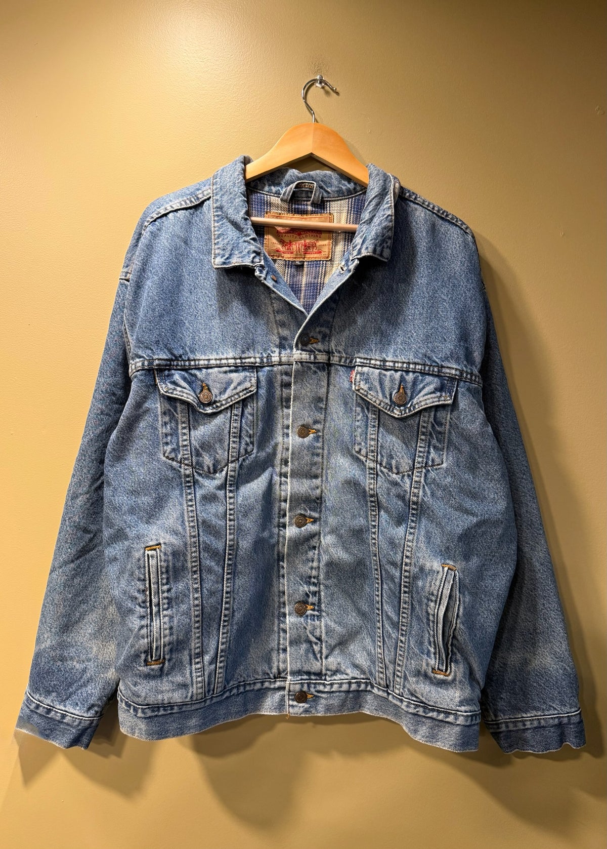 Vintage Levi’s Flannel Lined Denim Jean Jacket - XL