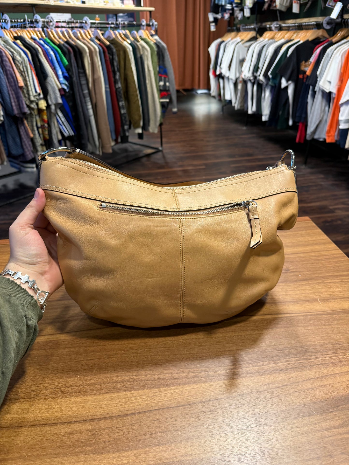 Vintage Coach Leather Tan Buttery Soft Hobo Bag Purse