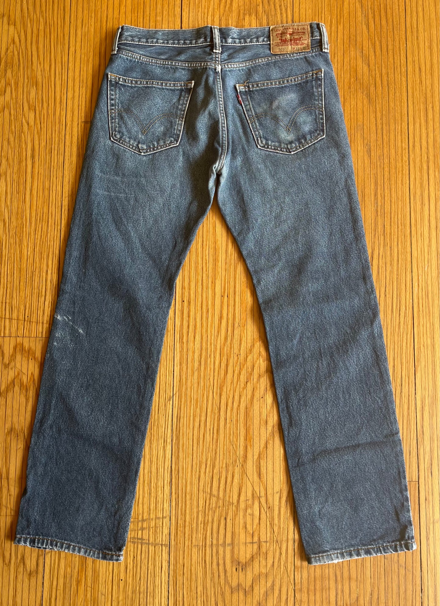 Vintage Levi’s 505 Distressed Denim Jeans- 32x30