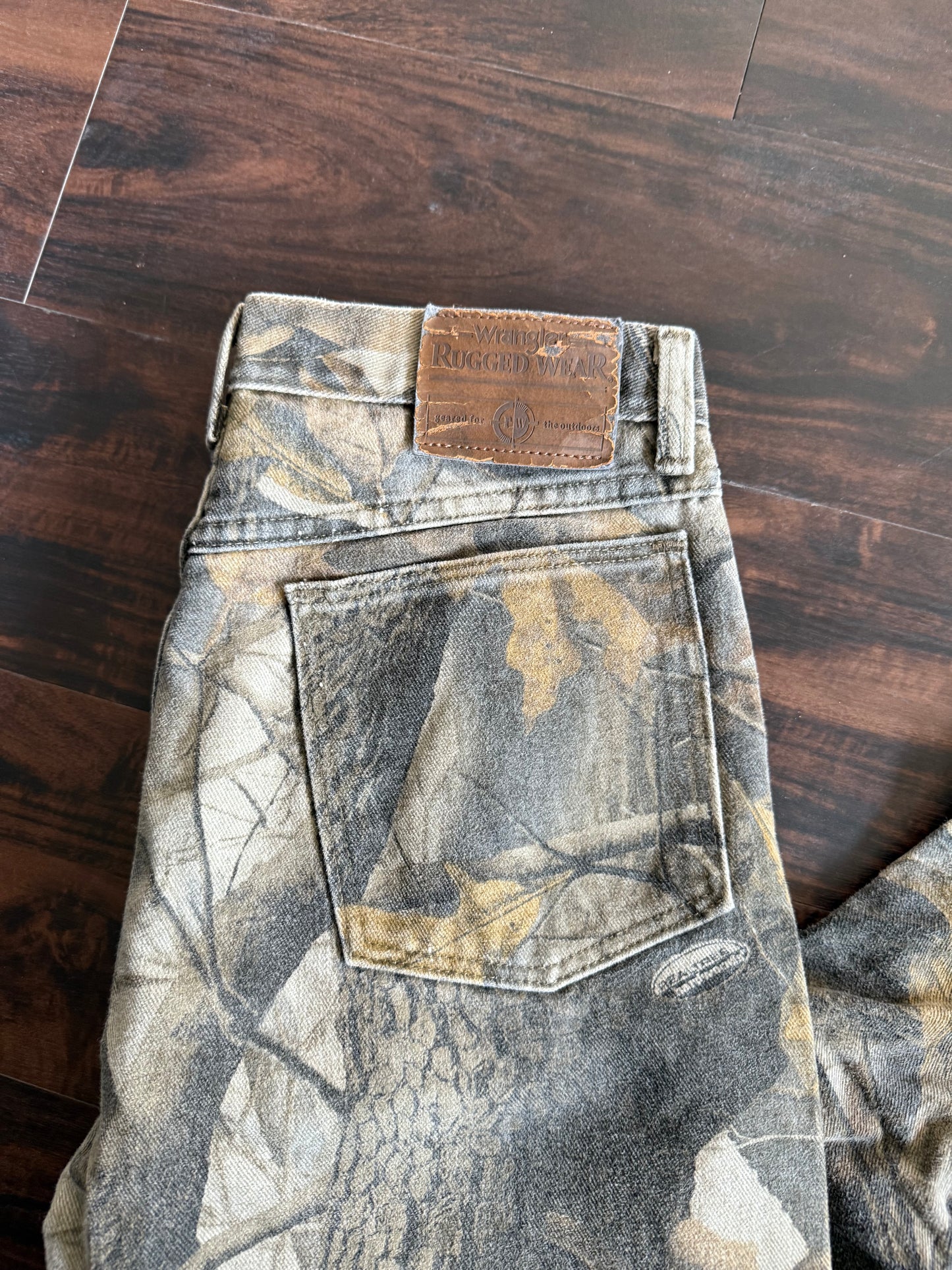 Vintage Wrangler Rugged Wear Real Tree Camouflage Pants- 28x31