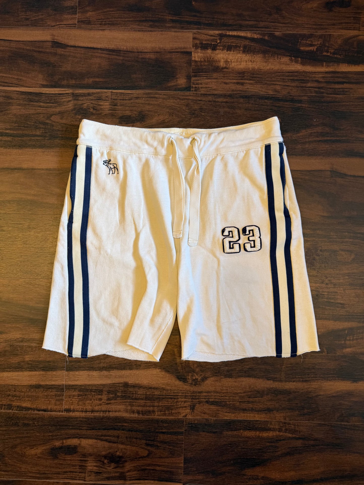 Vintage Abercrombie & Fitch White Drawstring Cotton Shorts- 36