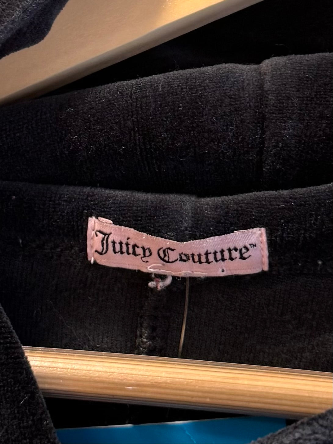 Vintage Juicy Couture Black Velour Zip-Up Hoodie Sweatshirt- L