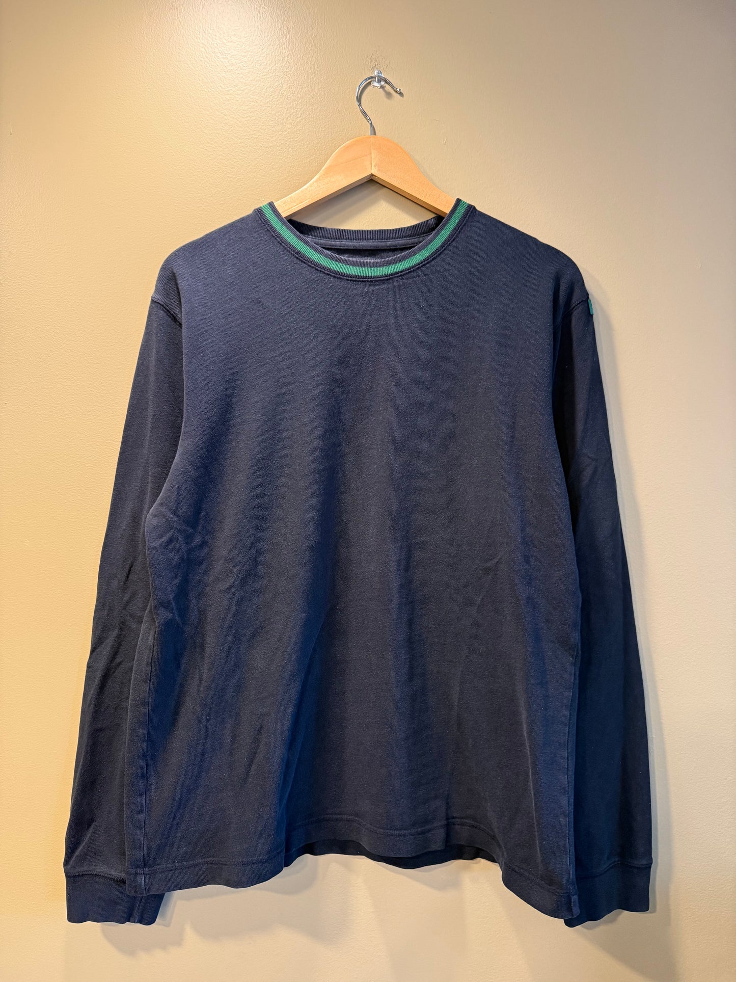 Vintage Abercrombie & Fitch Navy Blue Longsleeve T-Shirt- L