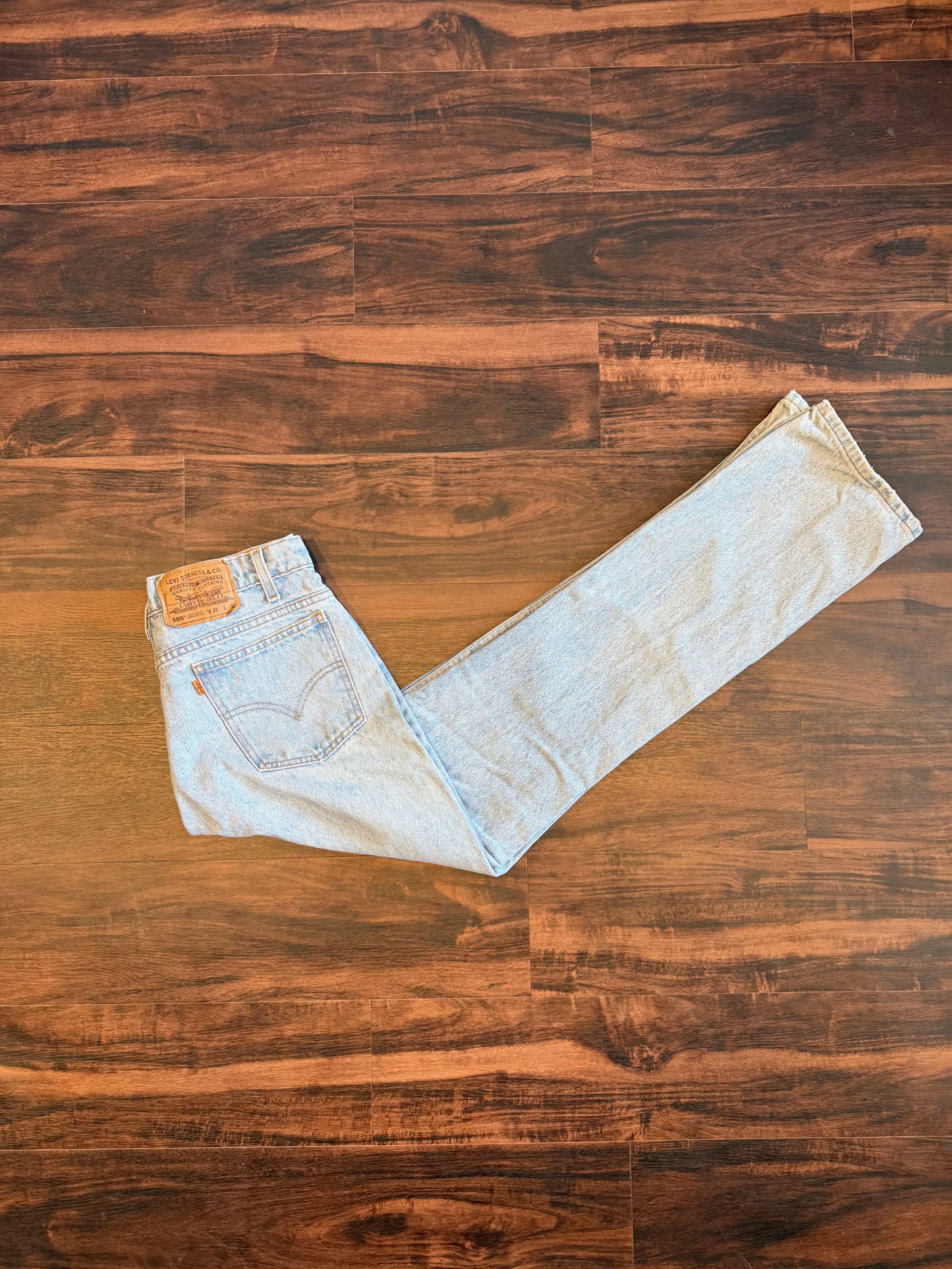Vintage Levi’s 505 Orange Tab Light Wash Denim Jeans- 32x33