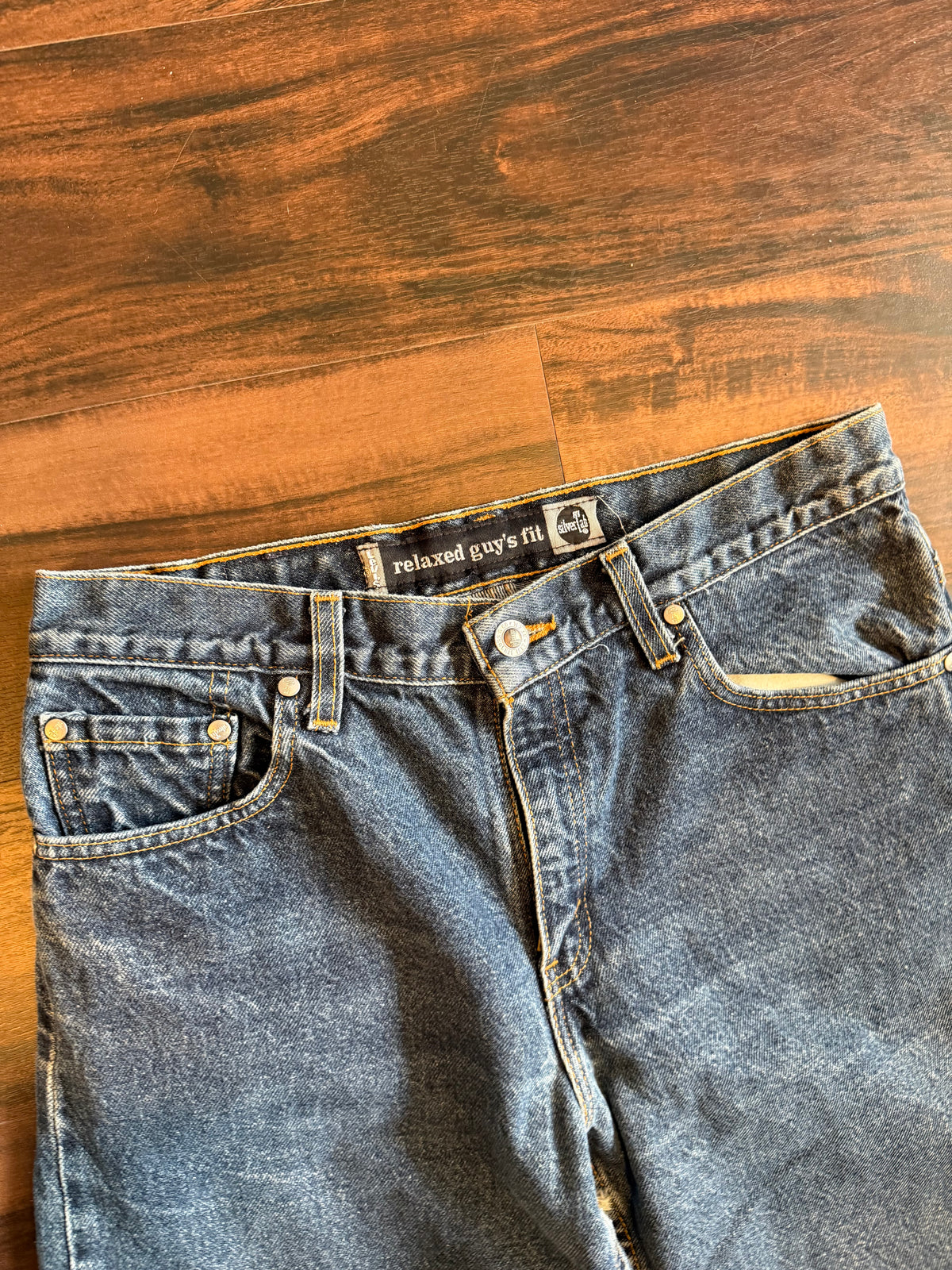 Vintage Levi’s Silvertab Relaxed Fit Dark Wash Jeans- 30x33