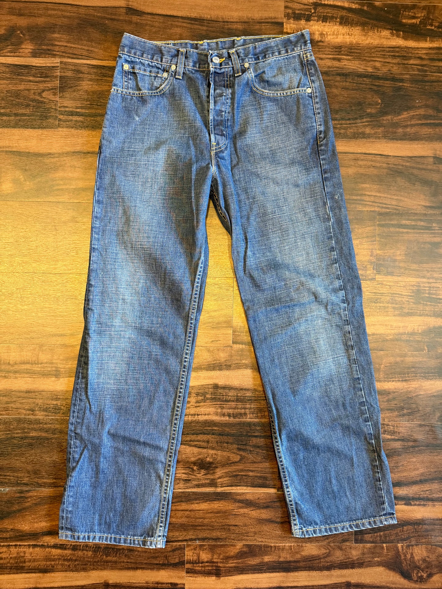 Vintage Levi’s Made In USA XX Dark Wash Jeans- 32x32
