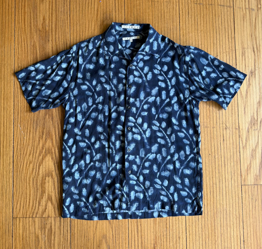 Vintage Perry Ellis 100% Silk Blue Floral Patterned Button-Up Shirt- M