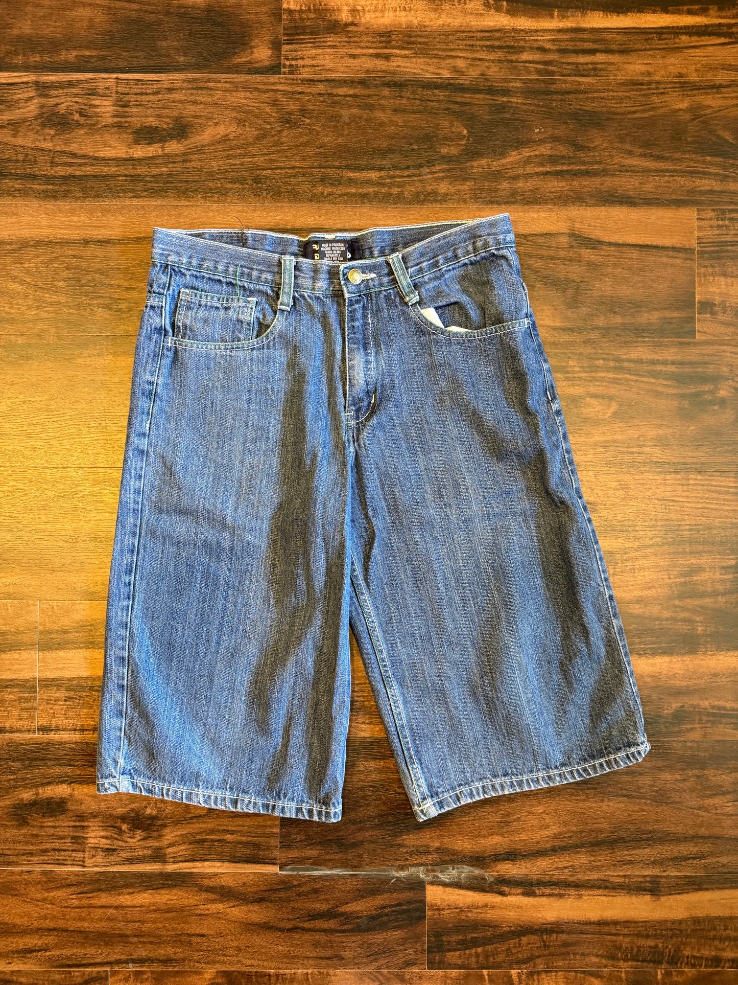 Vintage Red Diamond Dark Wash Embroidered Baggy Streetwear Jean Shorts- 32