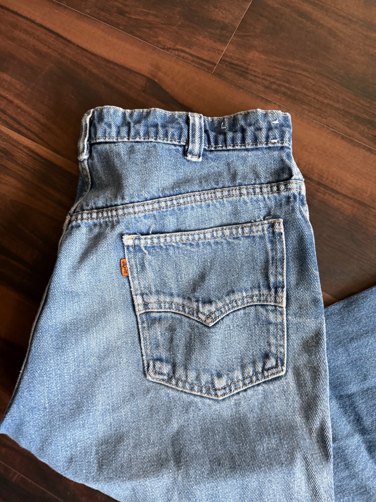 Vintage Levi’s Orange Tab Light Wash Denim Jeans- 33x31