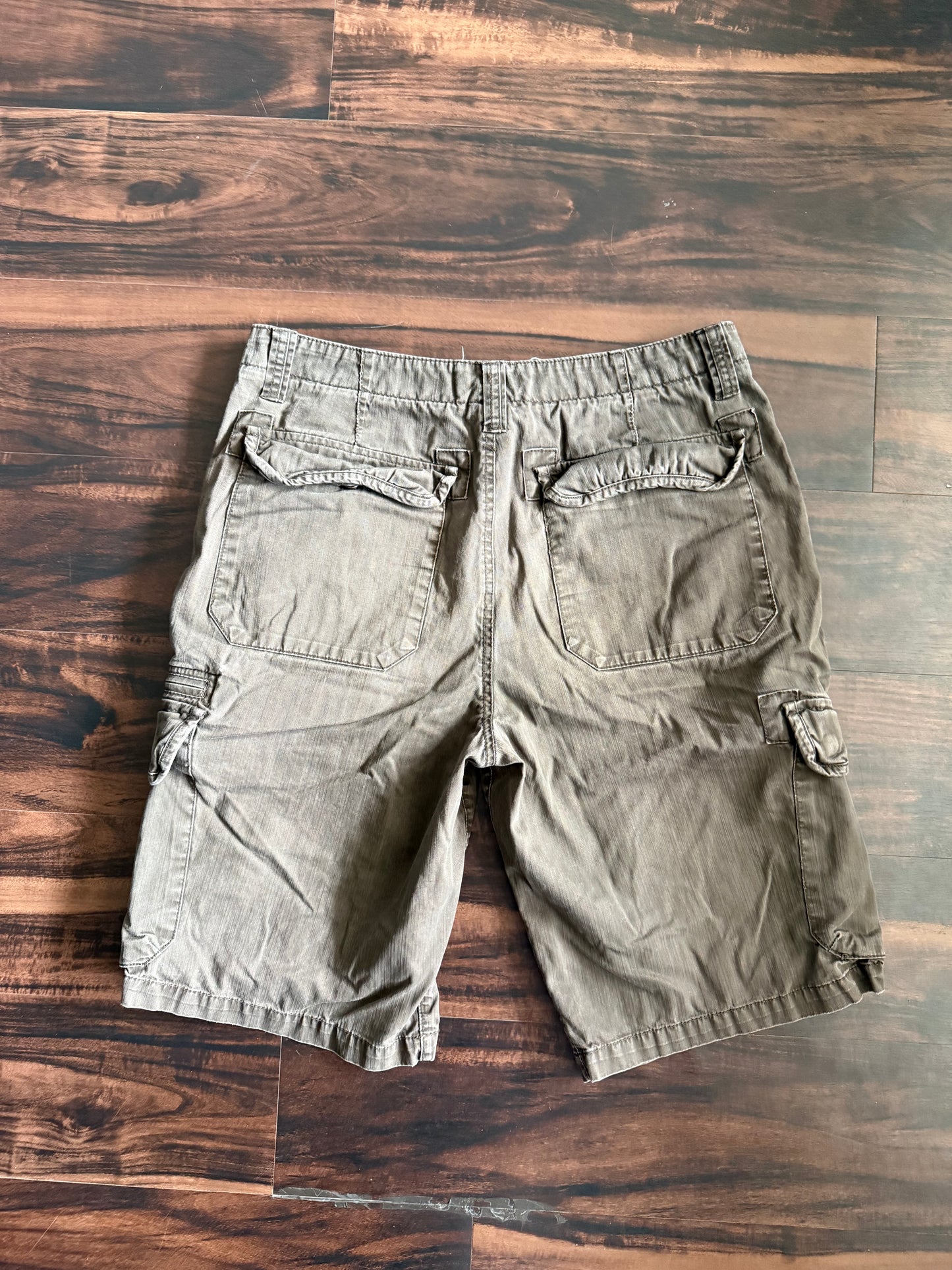 Vintage Y2K Denver Hayes Dark Brown Cargo Shorts- 34