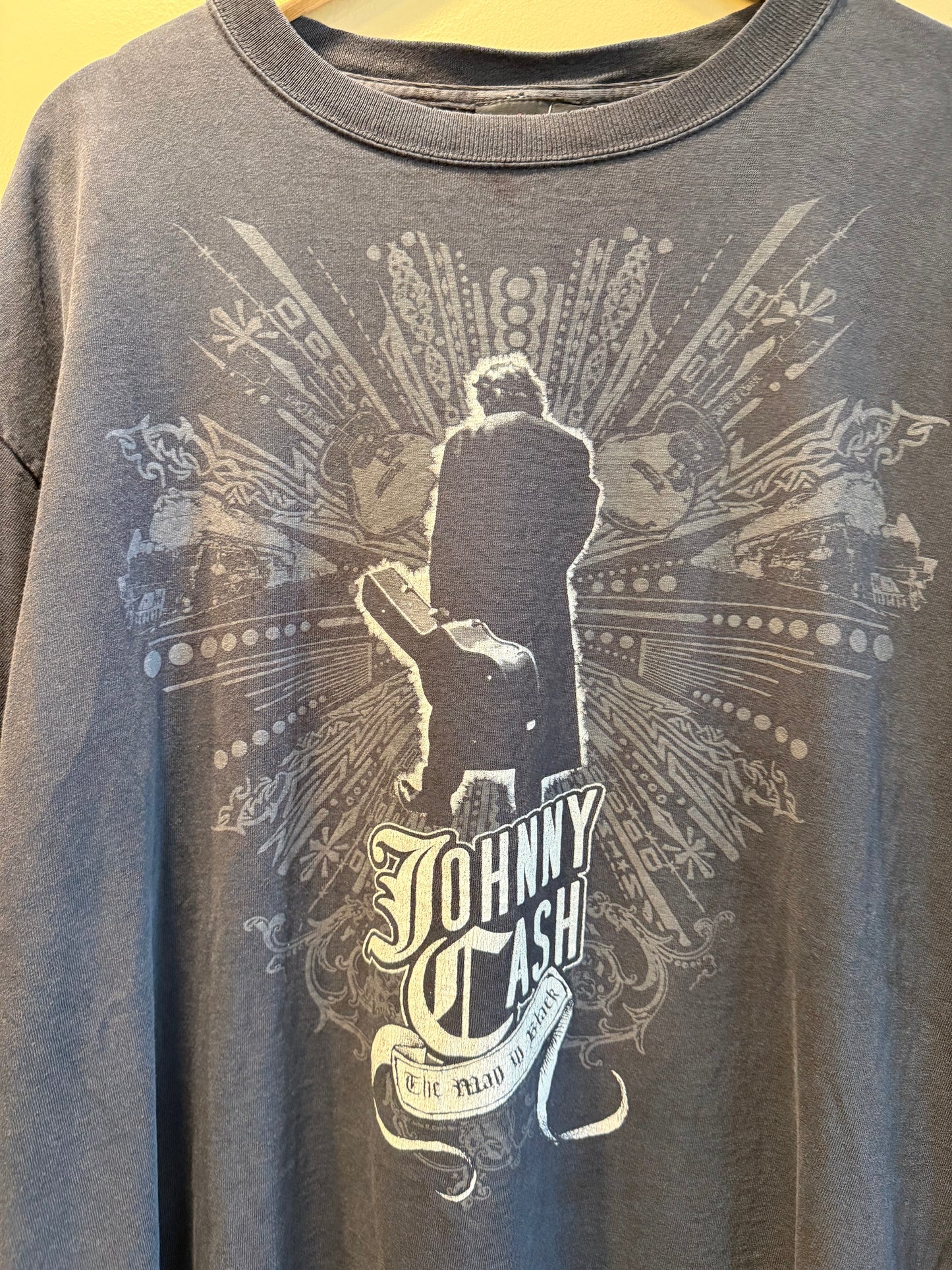 Vintage Y2K Johnny Cash The Man In Black T-Shirt- XL