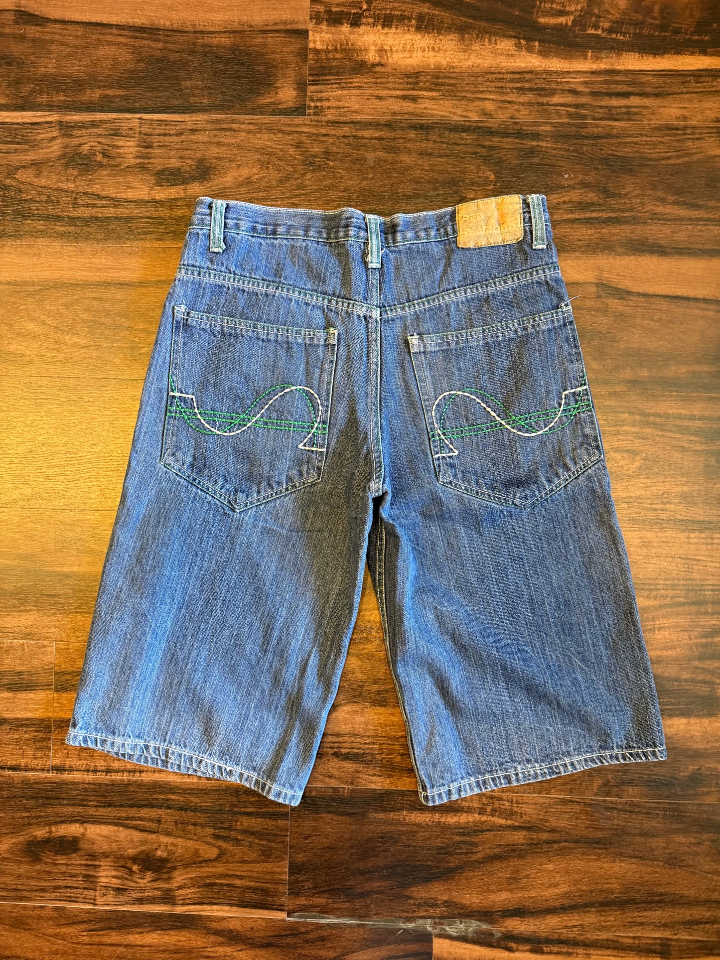 Vintage Red Diamond Dark Wash Embroidered Baggy Streetwear Jean Shorts- 32