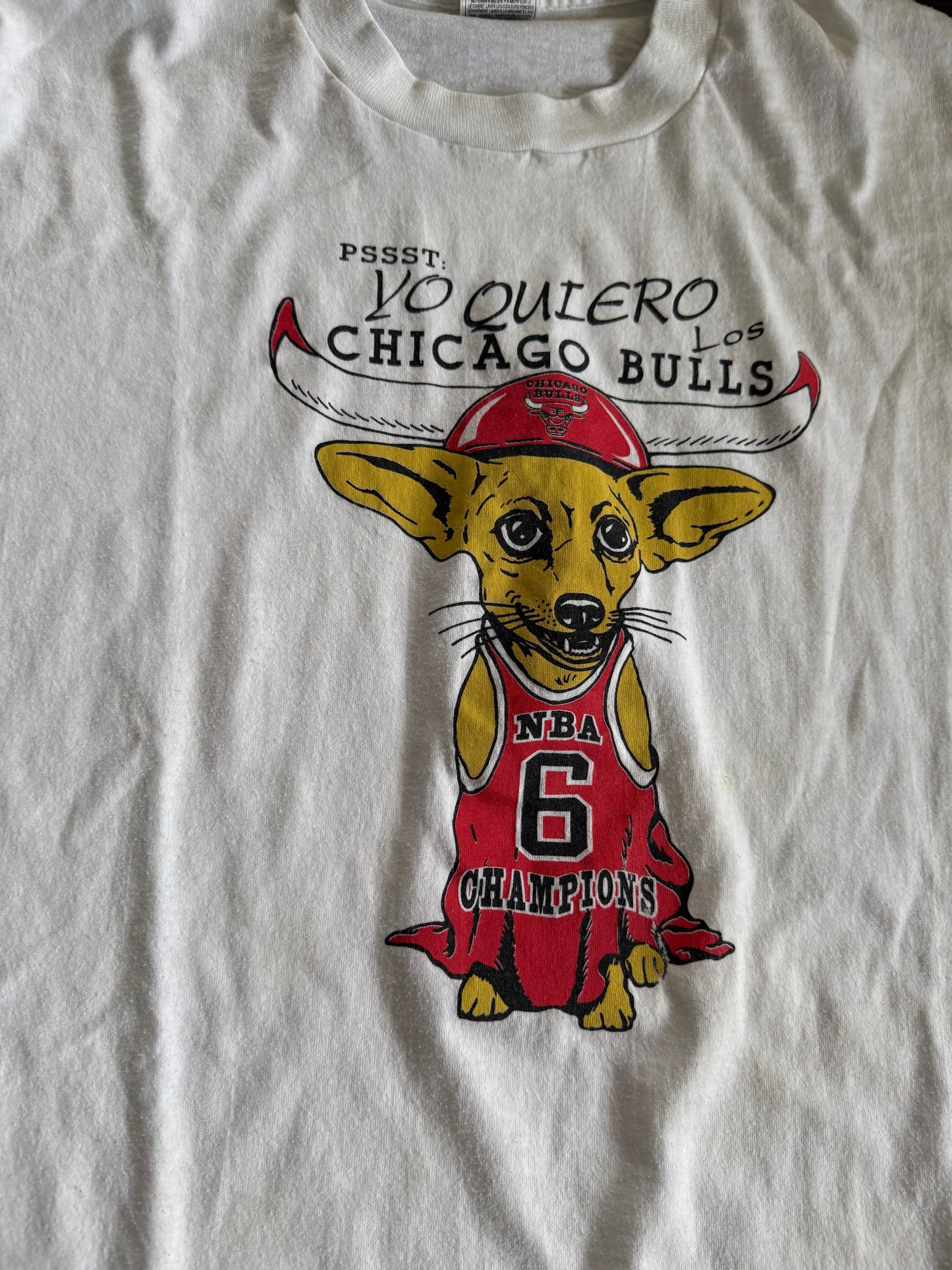 Vintage Yo Quiero Los Chicago Bulls NBA Champions T-Shirt- L